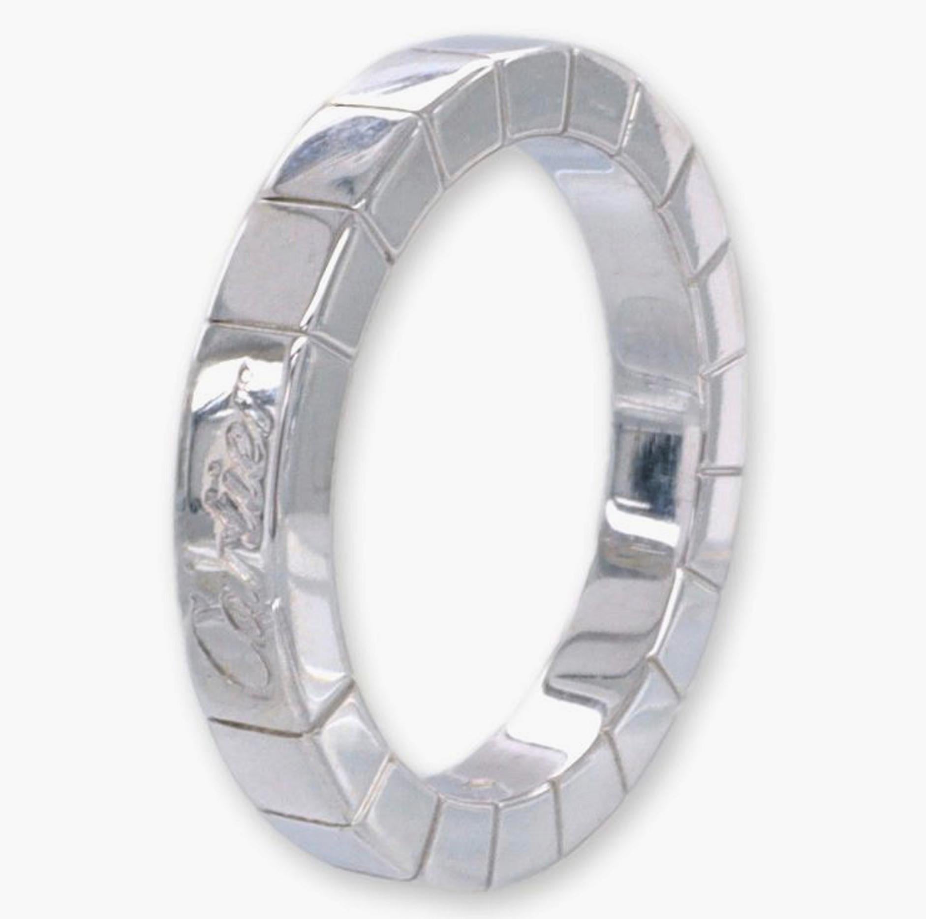 Vintage Cartier band ring from the Lanieres collection finely crafted in 18 karat white gold in a block all the way around design. Fully hallmarked with assay marks, logo , serial numbers and metal content.

Ring Specifications
Brand: Cartier