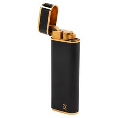 Vintage Cartier Les Must lighter Black Lacquer Gold Plated 1970s