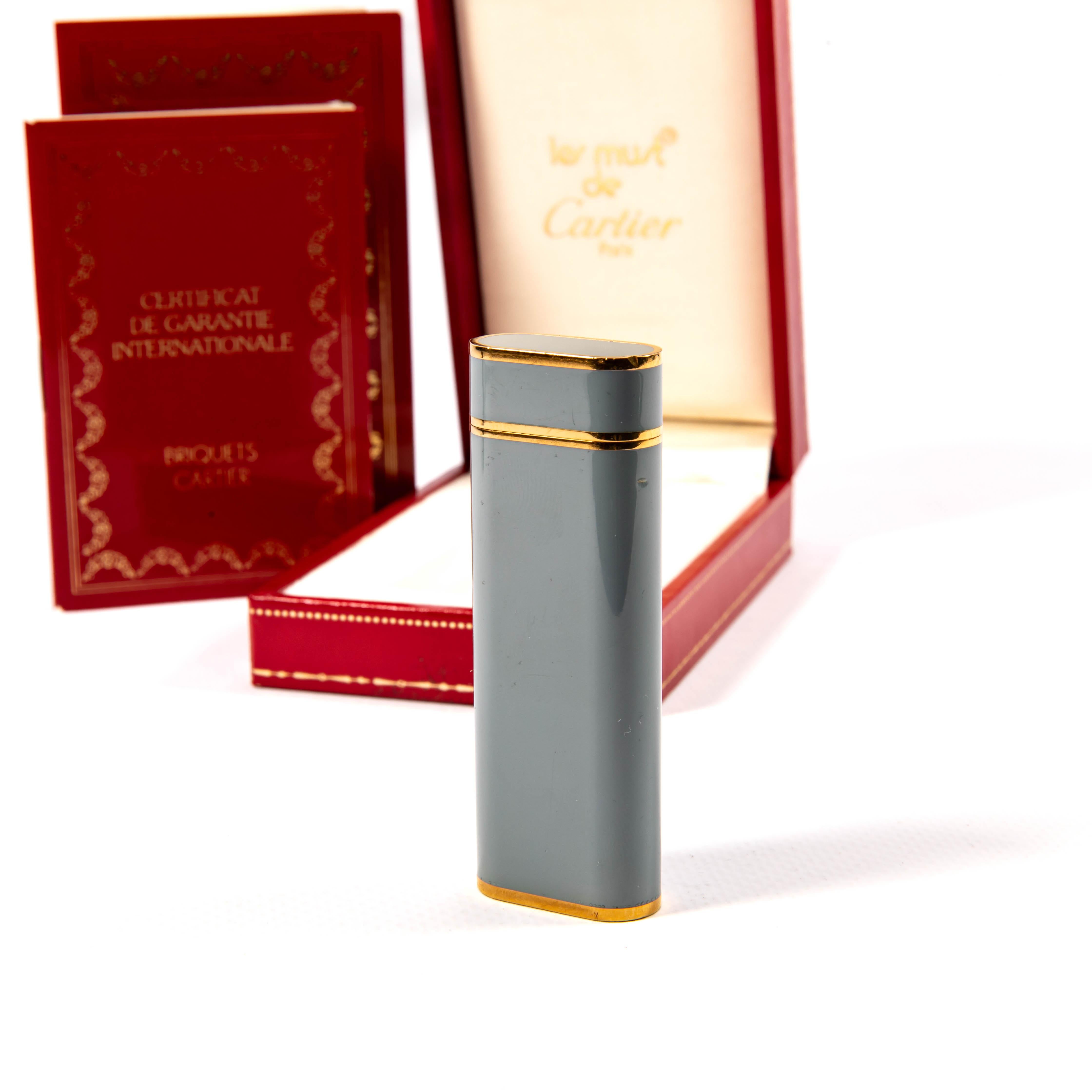 Vintage CARTIER Les Must Lighter Grey Lacquered in Box 1970s For Sale 1