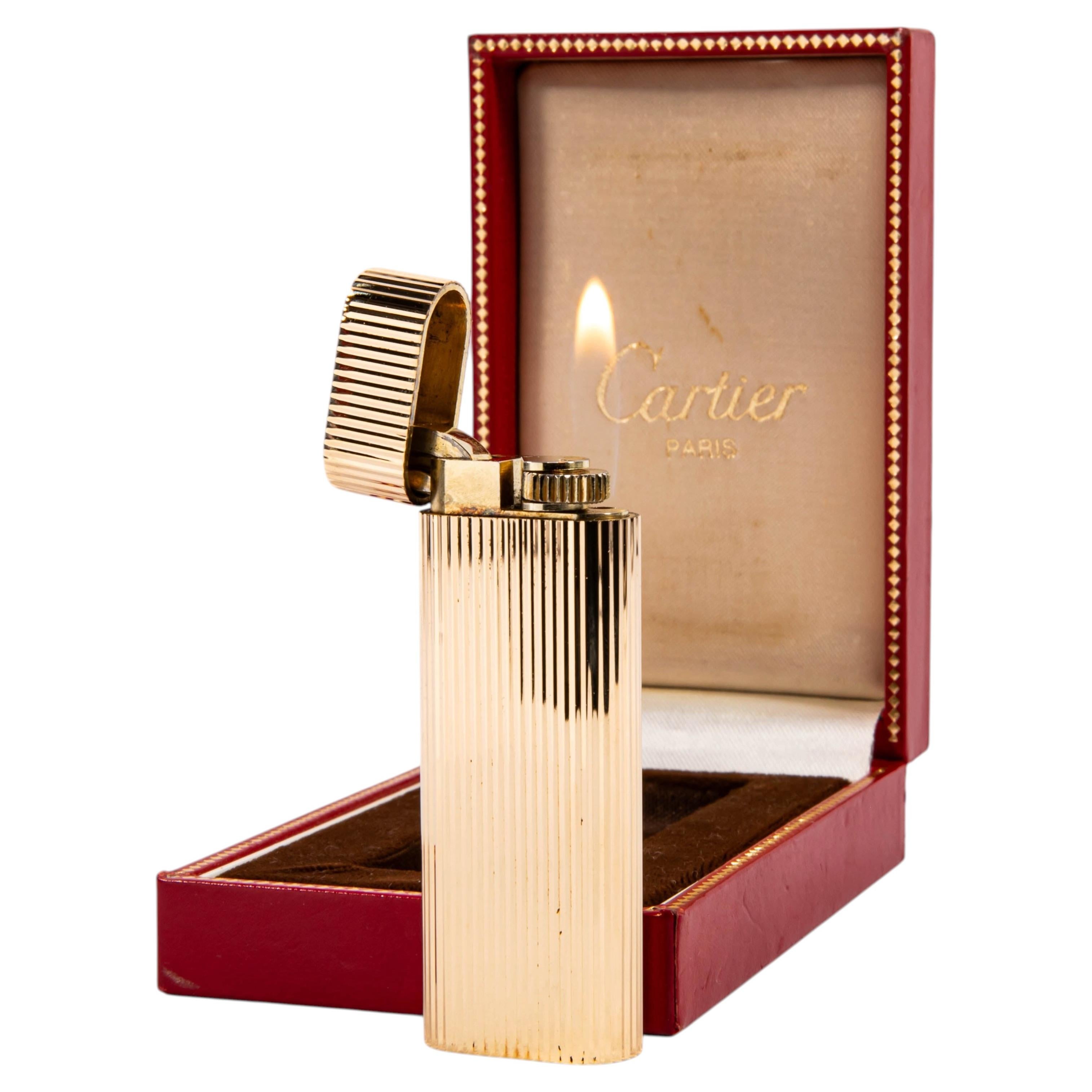 Vintage Cartier Les Must Lighter Heavy 18k Solid Gold Jacket in Box 1970s For Sale