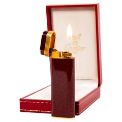 Vintage Cartier Les Must Briquet laqué en marbre rouge dans sa boîte 1990