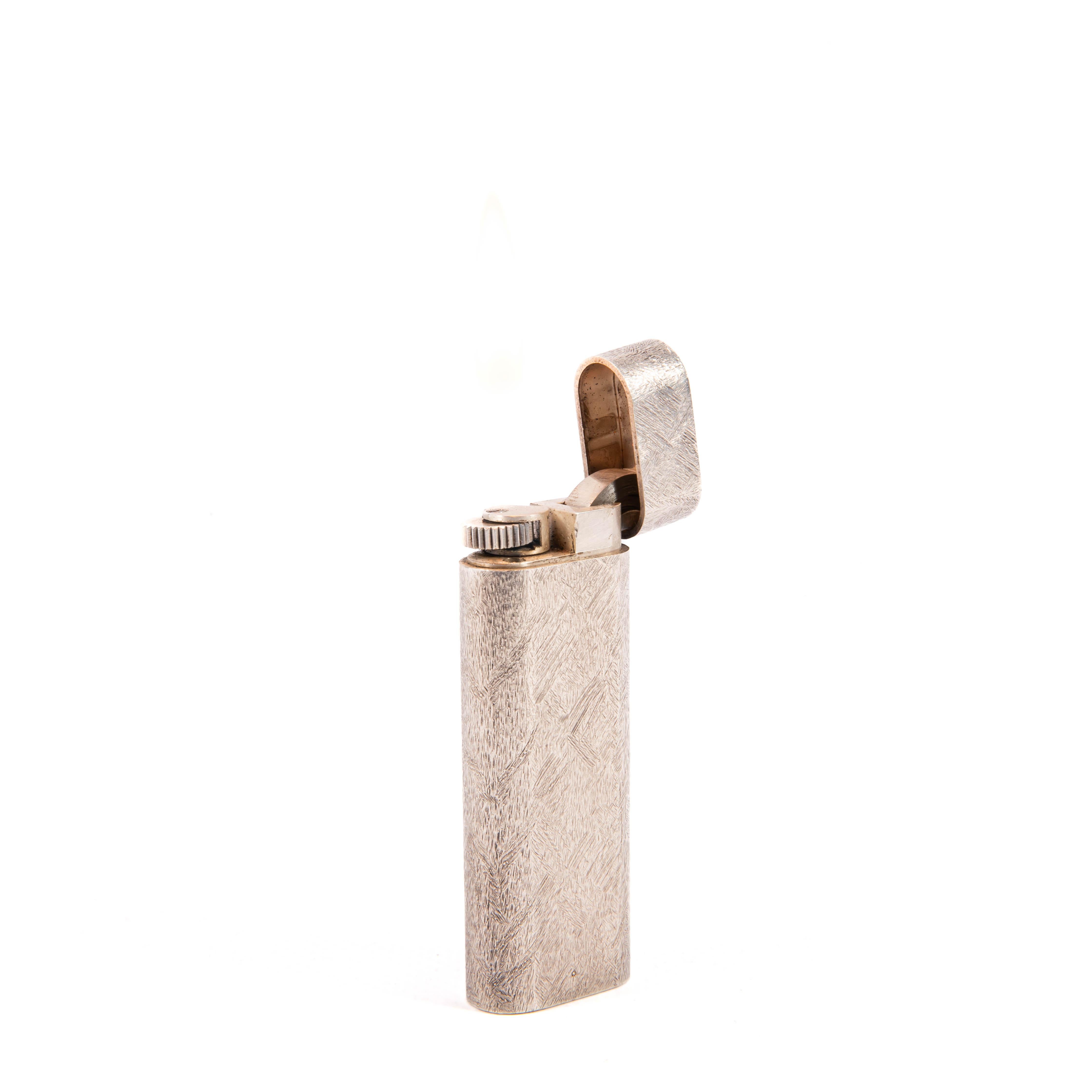 Vintage CARTIER Les Must Lighter Silver Plated Florentine 1970s 3