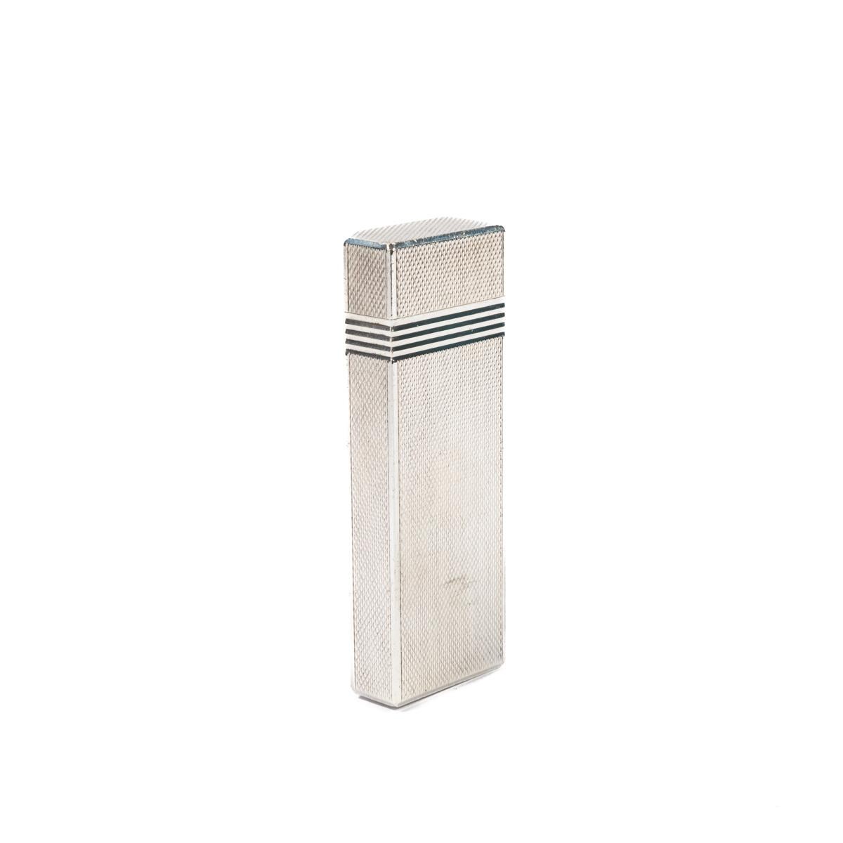 Vintage Cartier Les Must Pentagon lighter Silver Plated In Good Condition In DELFT, NL