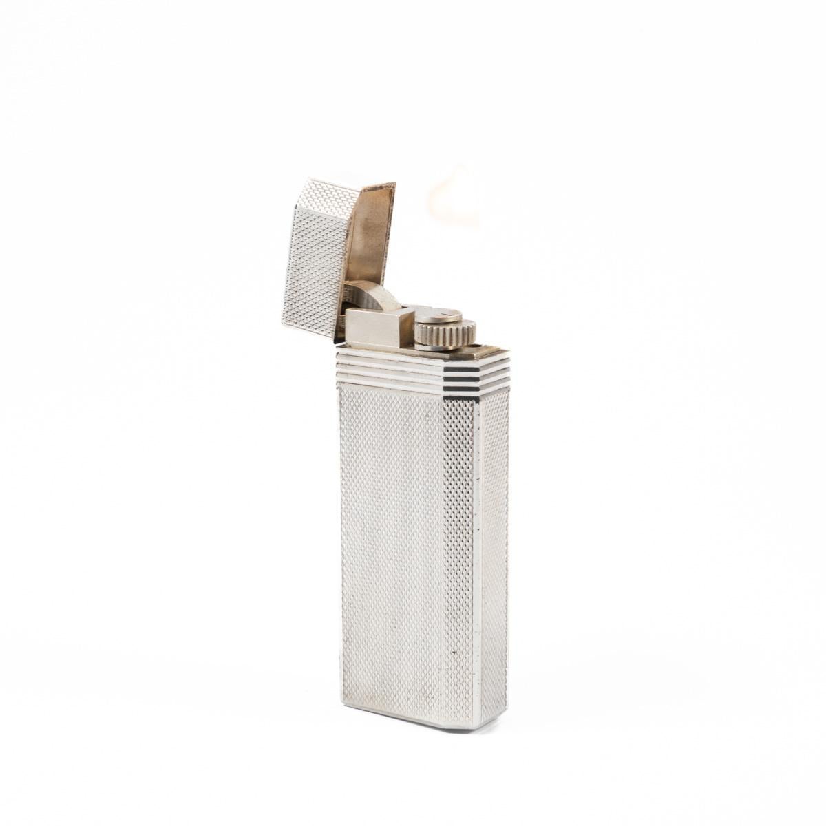 Vintage Cartier Les Must Pentagon lighter Silver Plated 2