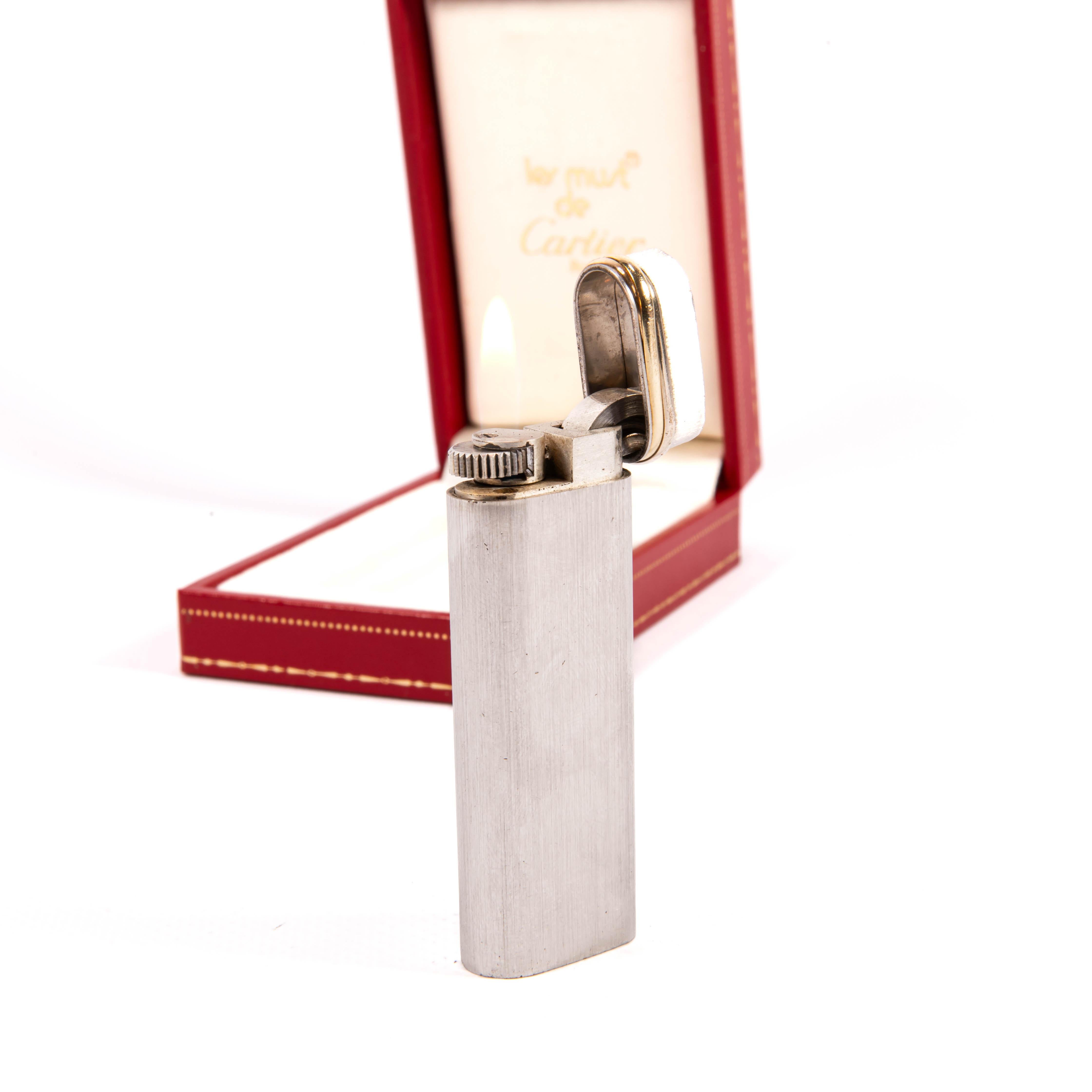 Cartier Les Must Trinity briquet vintage en argent brossé complet dans sa boîte 1970 en vente 5