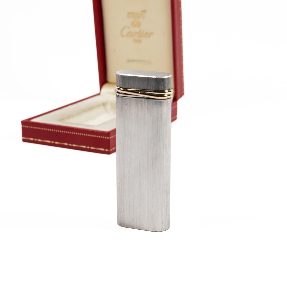 Vintage Cartier Les Must Trinity lighter Brushed Silver Complete In Box 1990s In Good Condition In DELFT, NL