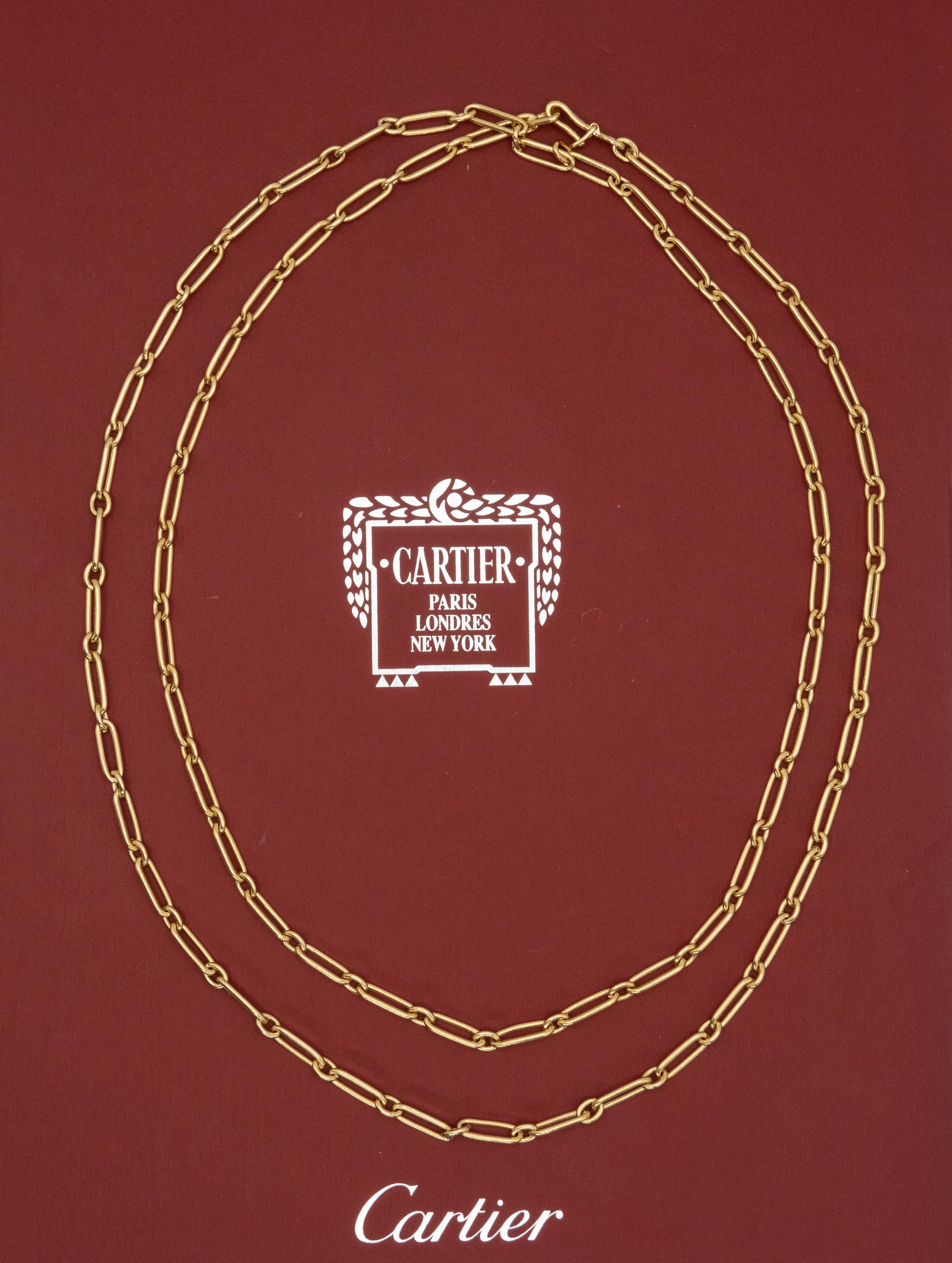 Rare 1970s Cartier 18K yellow gold oval and round link chain necklace. This necklace features a minimalist and elegant design, perfect for everyday wear or layering.

Approximate Weight: 25.3grams

Approximate Measurements:
Necklace - 32 inches
