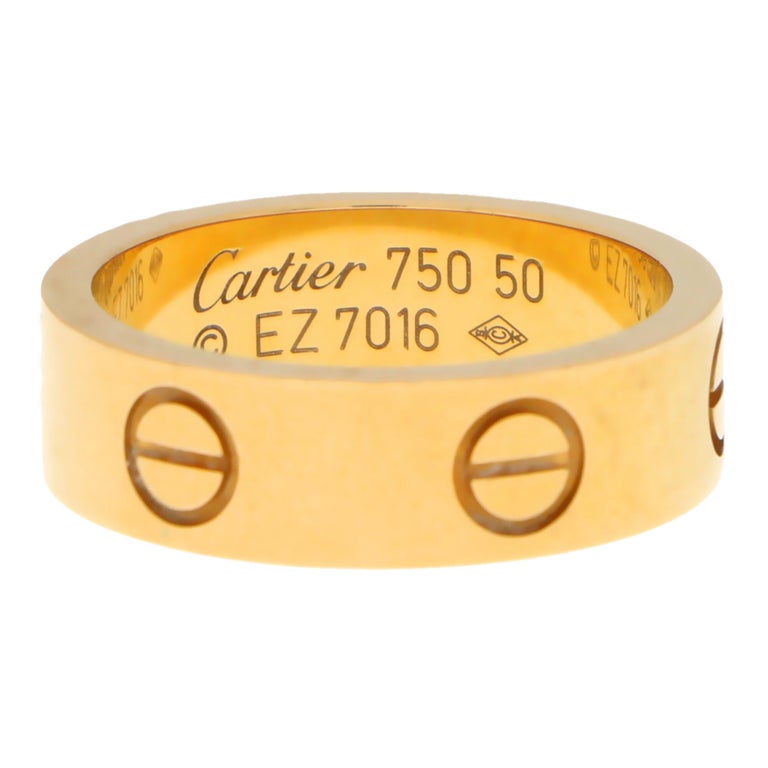 Vintage Cartier Love Ring Set in 18k Yellow Gold, with Certificate In Good Condition For Sale In London, GB