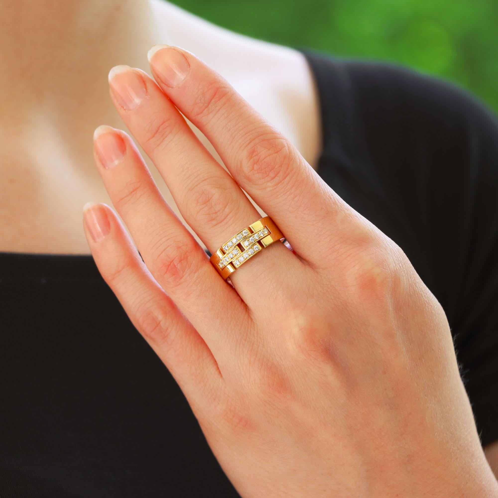 A beautiful vintage Cartier Maillon Panthère diamond brick link motif ring set in 18k yellow gold.

The ring is composed of 3 rows of diamond set brick link panels which travel half way around the band. The rest of the ring is composed of polish 18k