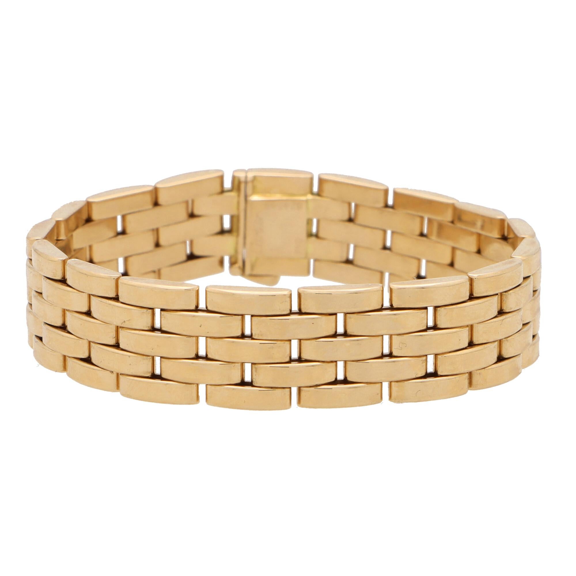 A beautiful vintage Cartier Maillon Panthère bracelet set in solid 18k yellow gold.

The bracelet is composed of exactly 80 solid gold flat links, connected in the iconic Maillon Panthère brick link design. This particular design is the five-row
