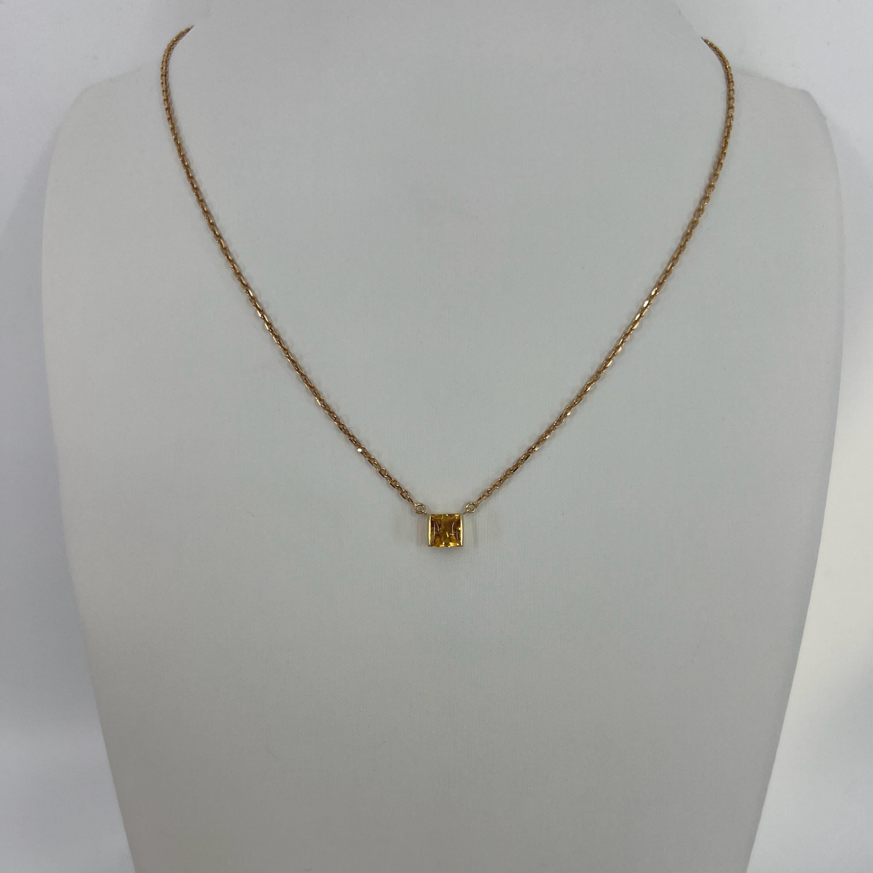 Vintage Cartier Orange Citrine Cushion Cut 18k Yellow Gold Tank Pendant Necklace In Excellent Condition In Birmingham, GB
