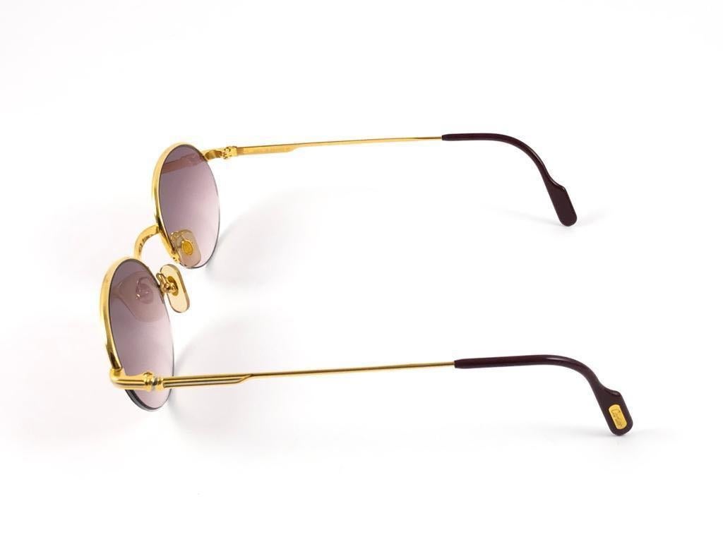 Occhiali da sole vintage Cartier Oval Gold Manhattan 51mm con montatura placcata 18k Francia in vendita 1