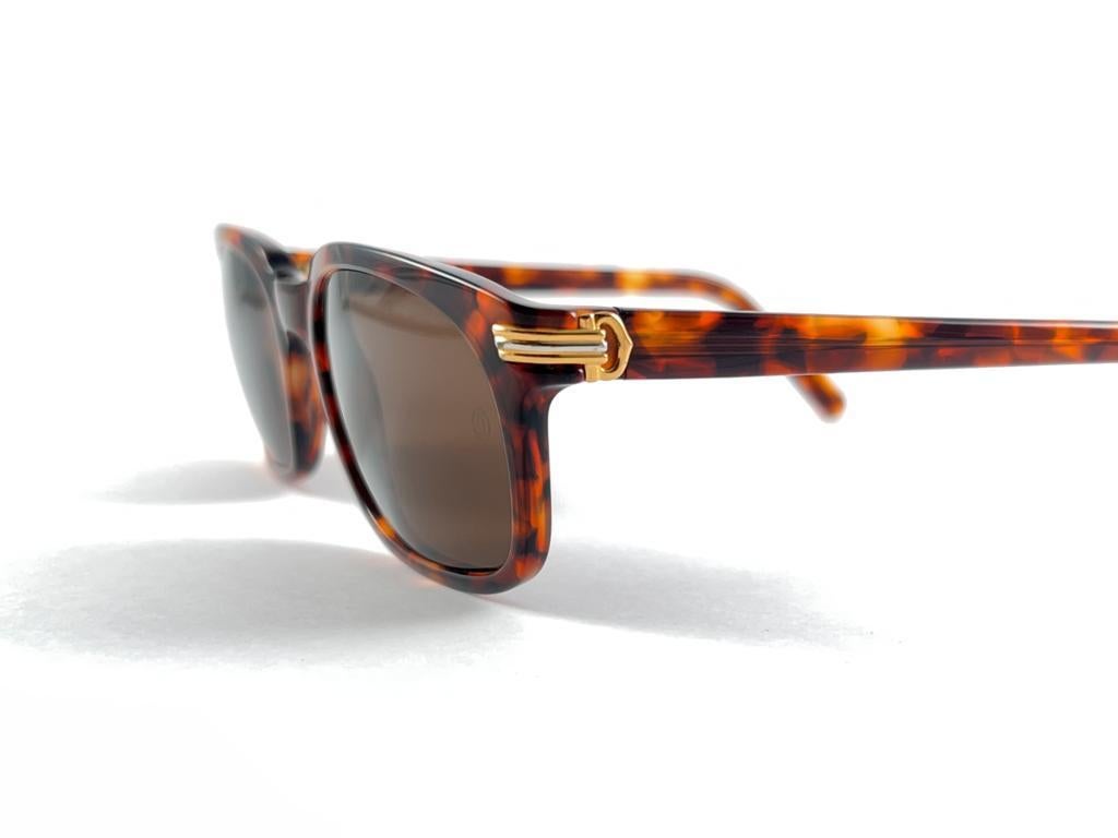 Vintage Cartier Panama 55 Tortoise 8k Gold Plated Accents 1990 Sunglasses France For Sale 6