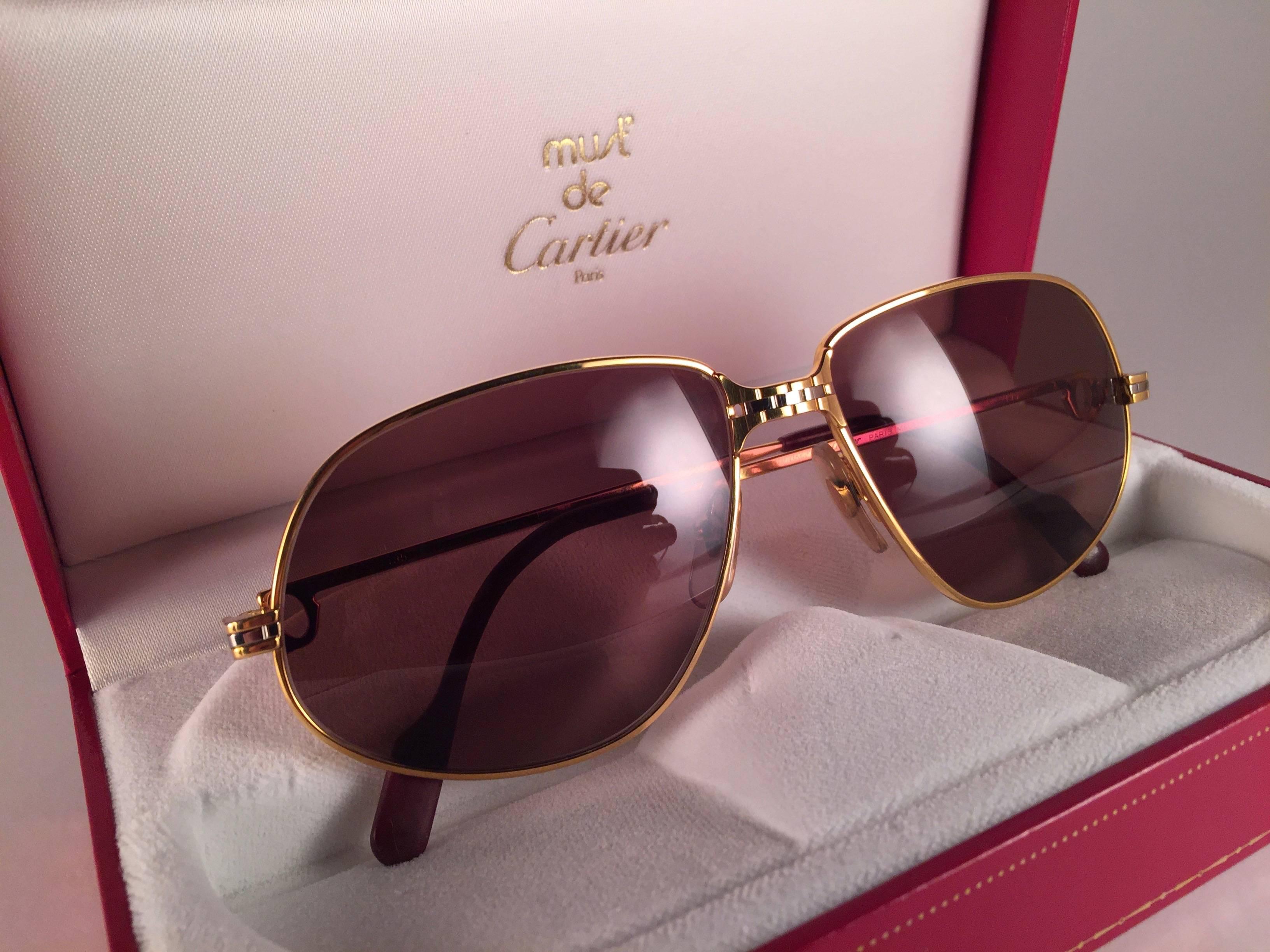 Brown Vintage Cartier Panthere 59mm Medium Sunglasses France 18k Gold Heavy Plated For Sale