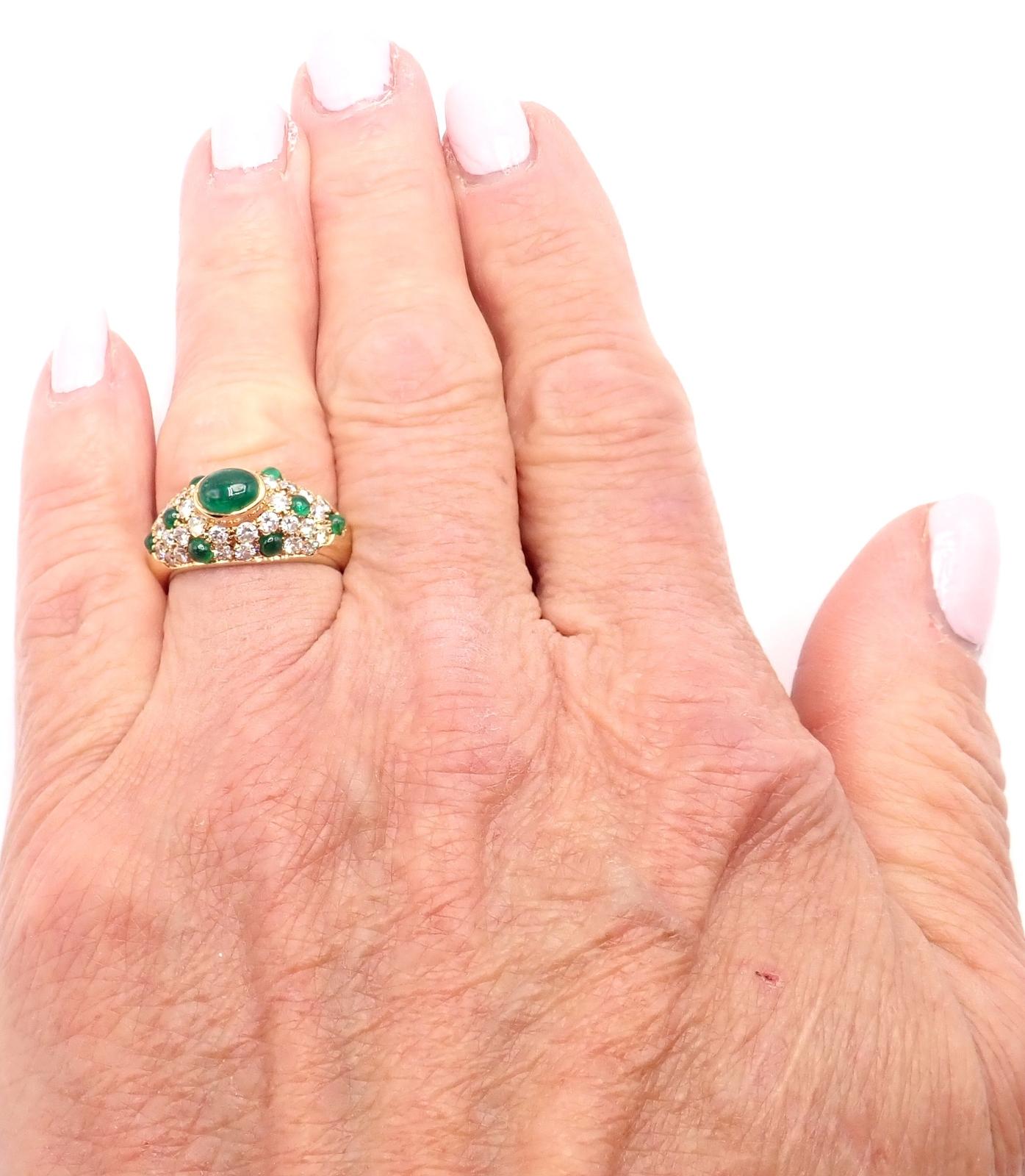 Gelbgoldring von Cartier, Panthere, Cabochon, Smaragd, Diamant Damen im Angebot