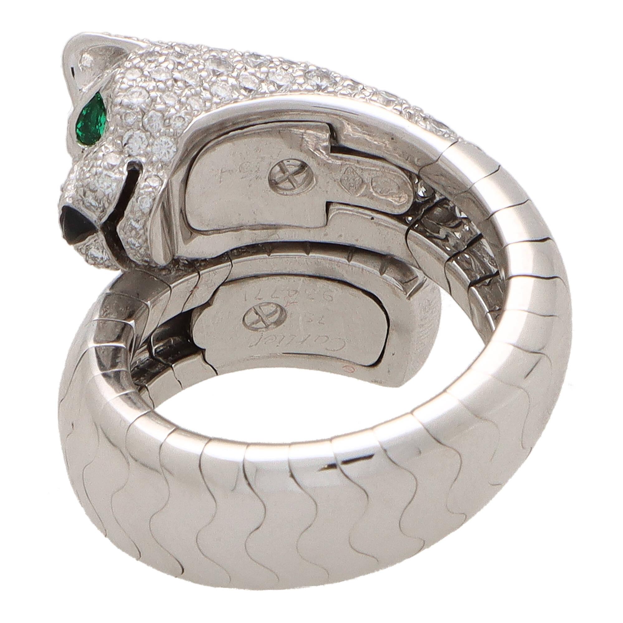 Vintage Cartier Panthere Lakarda Diamant- und Smaragd-Panther-Ring aus Weißgold im Zustand „Hervorragend“ im Angebot in London, GB
