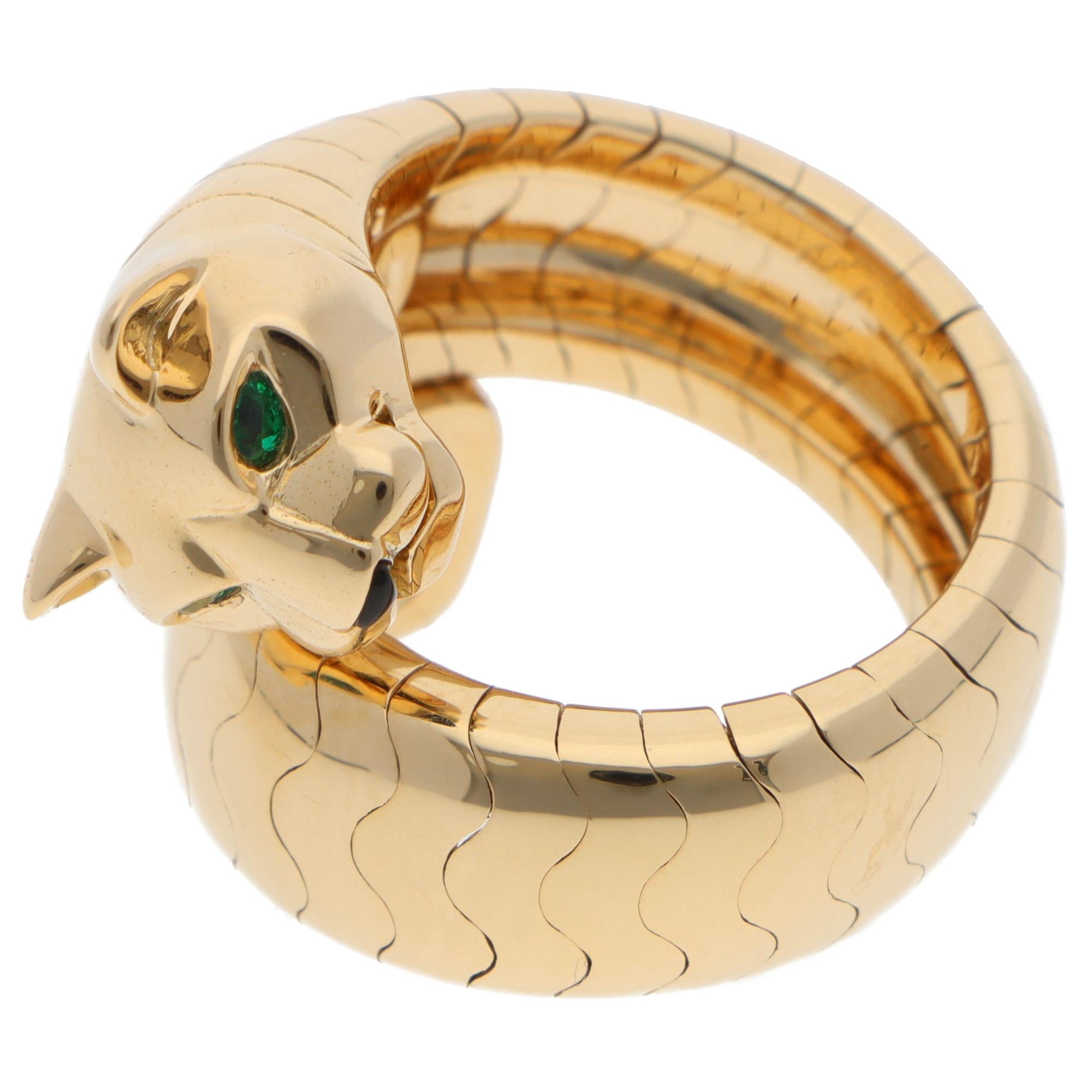 Vintage Cartier Panthère Lakarda Ring in Yellow Gold In Excellent Condition For Sale In London, GB