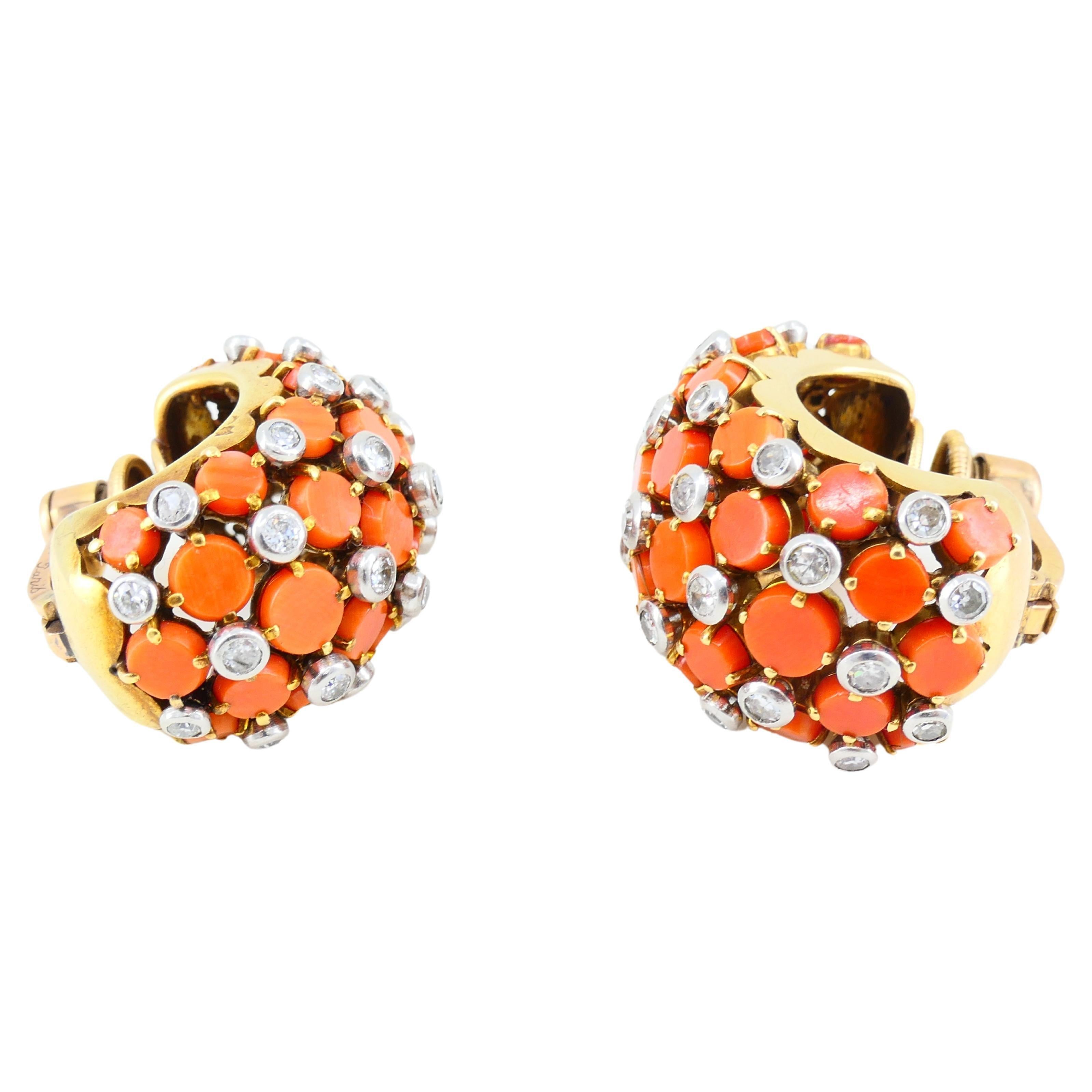 Vintage Cartier Paris Diamond Coral Earrings 18k Gold Huggies In Excellent Condition In Beverly Hills, CA