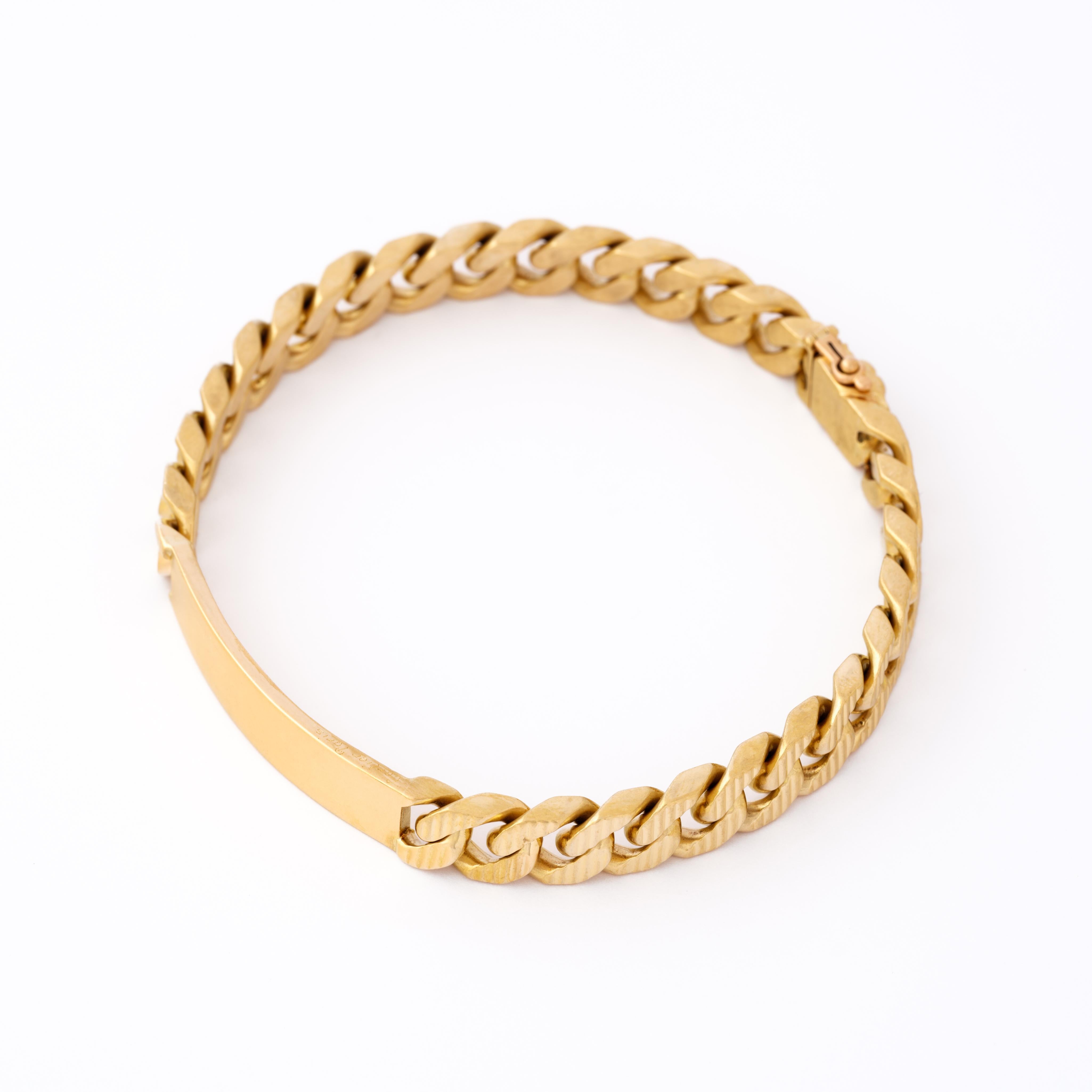 Vintage Cartier Paris x Georges Lenfant 18 Karat ID Chain Bracelet In Excellent Condition For Sale In New York, NY