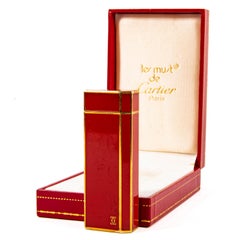 Cartier-Feuerzeug „Pentagon“ im Vintage-Stil, rot lackiert, in Originalverpackung, 1970er Jahre