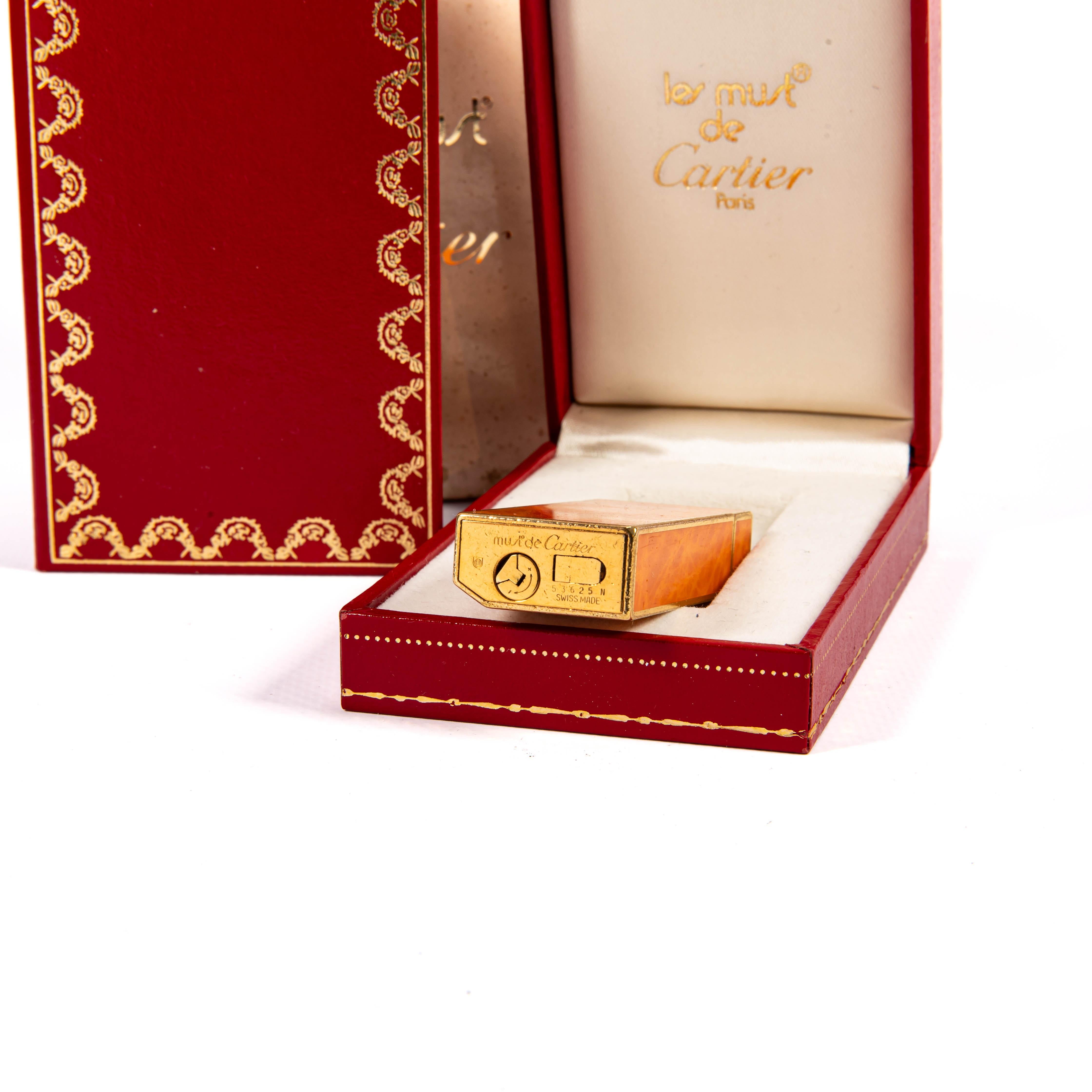 Vintage CARTIER Pentagone Mini Briquet Orange Marbre Laqué dans Boîte 1980 en vente 5
