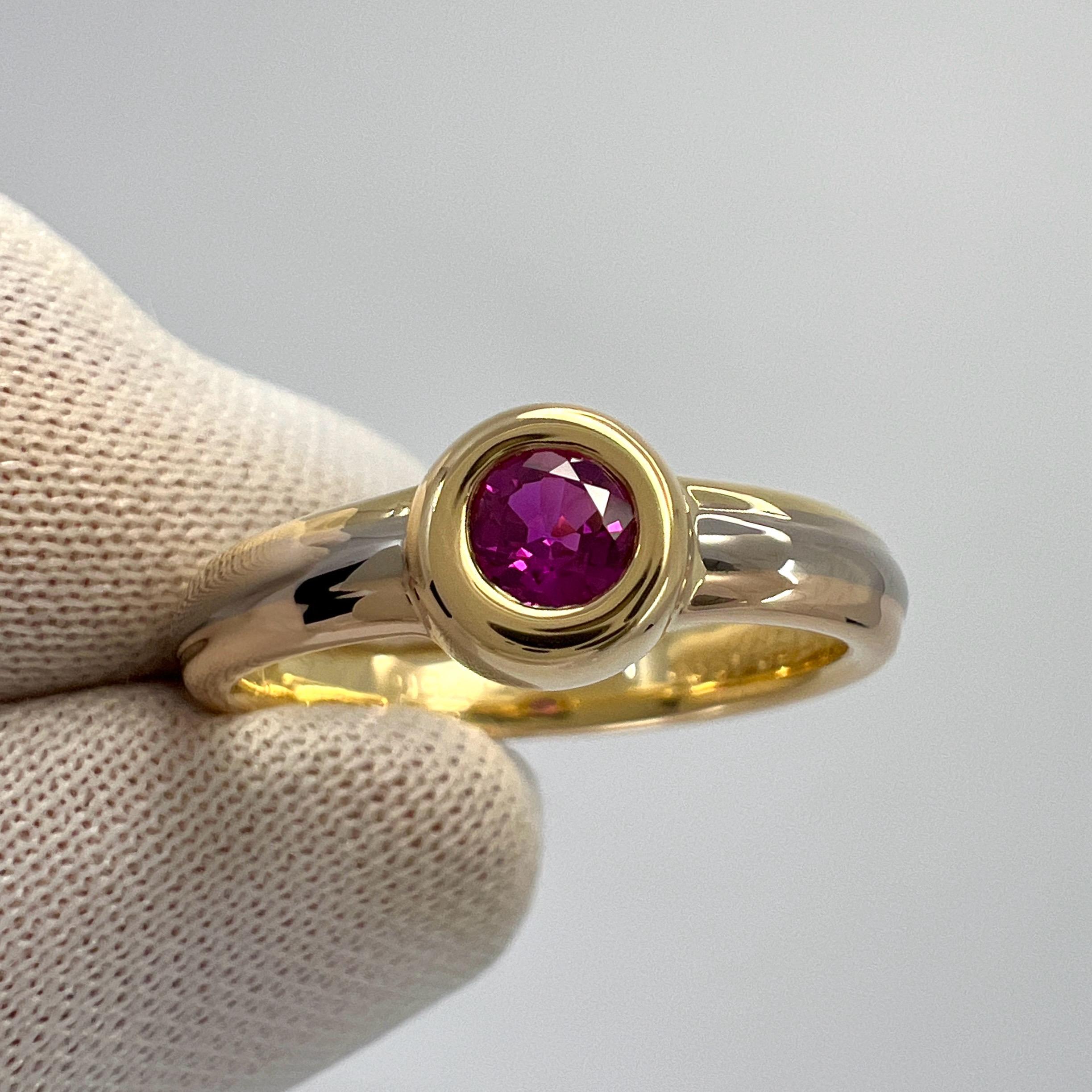 Femenino o masculino Vintage Cartier Rosa Rojo Redondo Rubí 18k Tricolor Oro Multitono Anillo Solitario