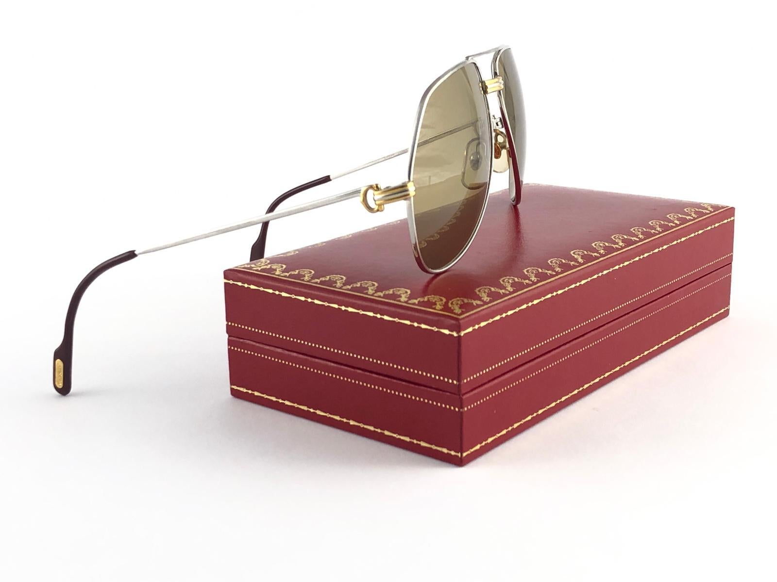 Vintage Cartier Platino 62mm Vendome Oro Espejo Gafas de sol Francia 18k 1983 en venta 2