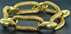 Vintage Cartier Retro Modernist Bracelet in 18 Karat Yellow Gold