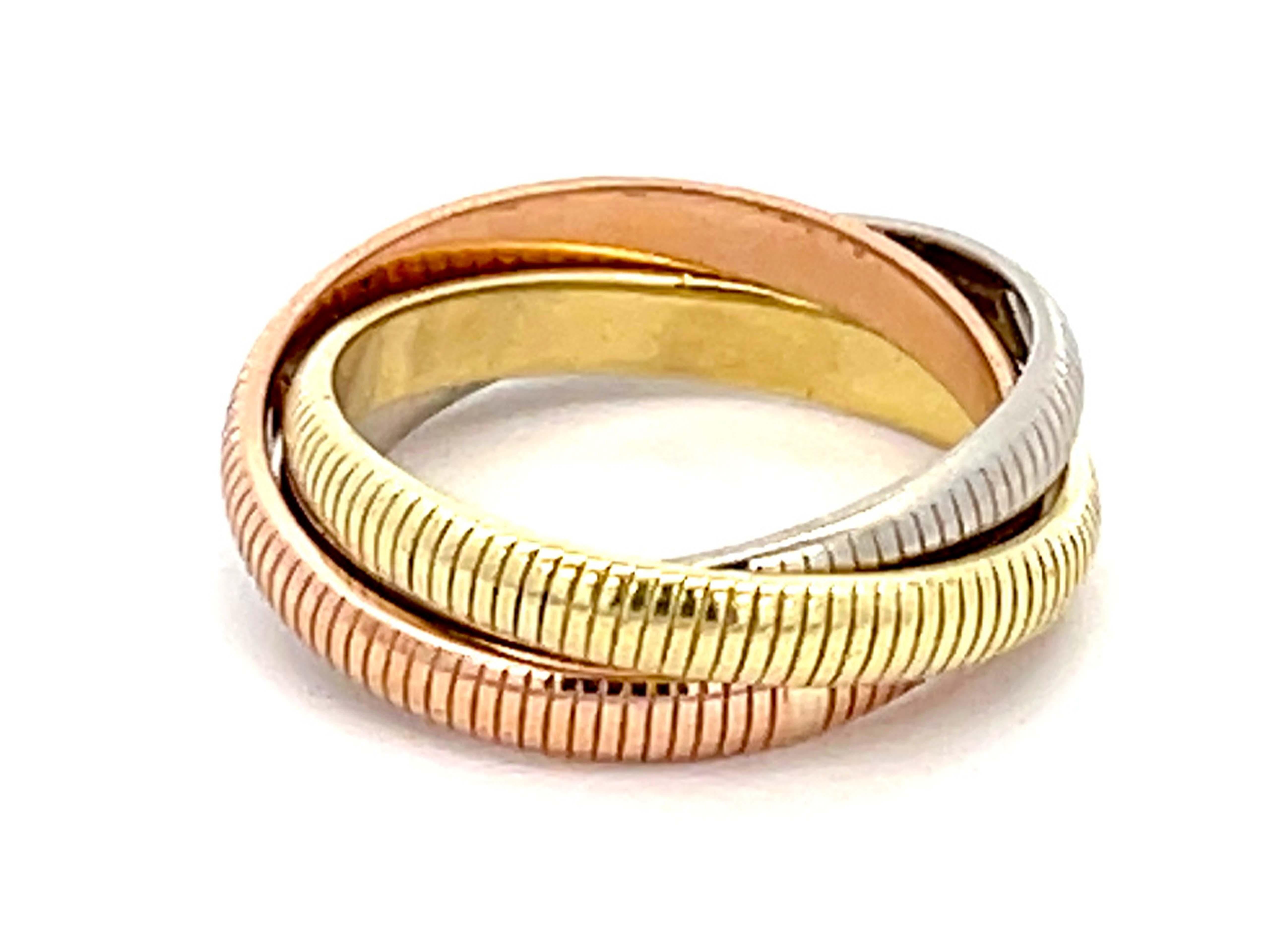 Vintage Cartier Ribbed Trinity Ring in 18k Gold In Excellent Condition In Honolulu, HI