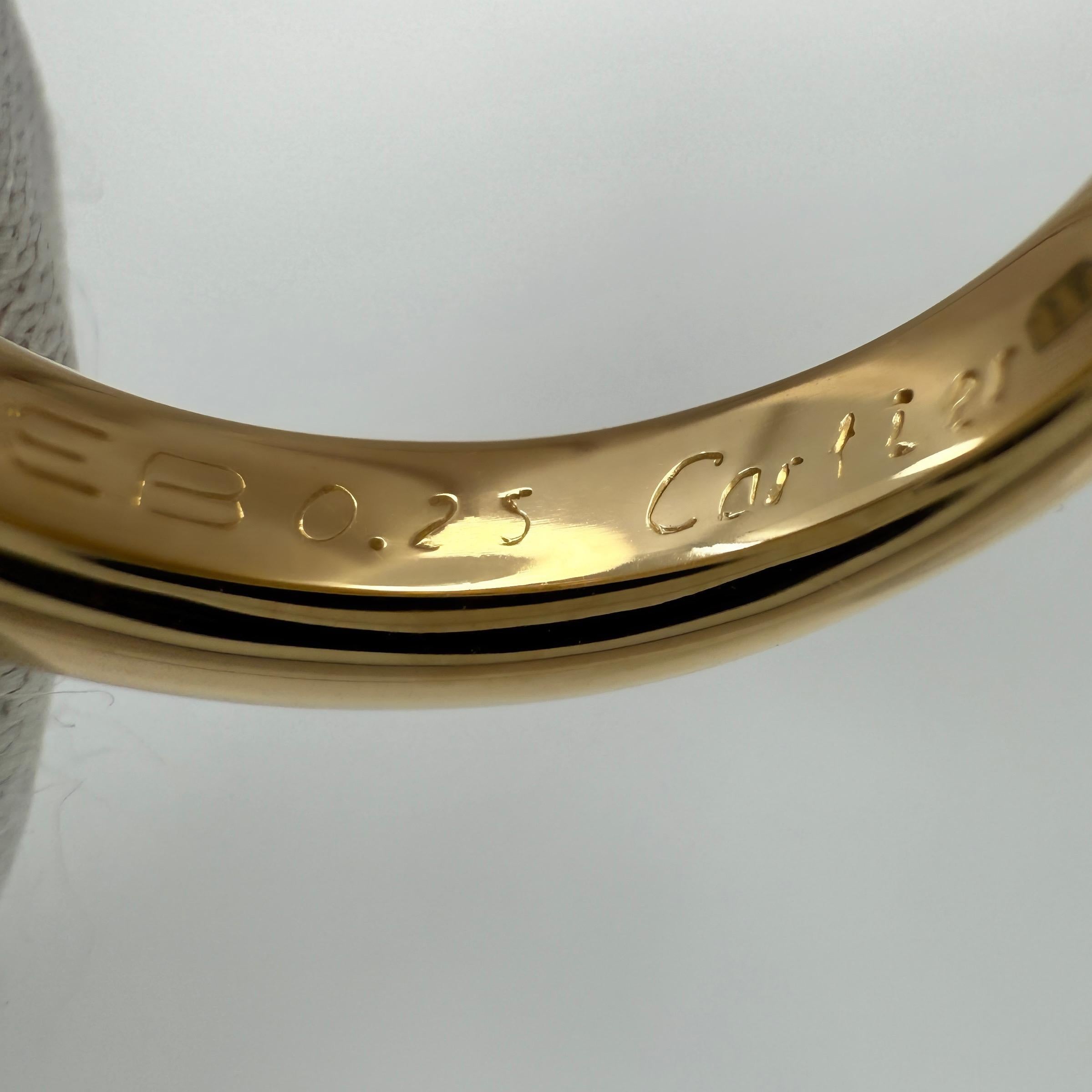 Vintage Cartier Round 0.25ct Diamond Ellipse 18k Yellow Gold Solitaire Band Ring For Sale 4