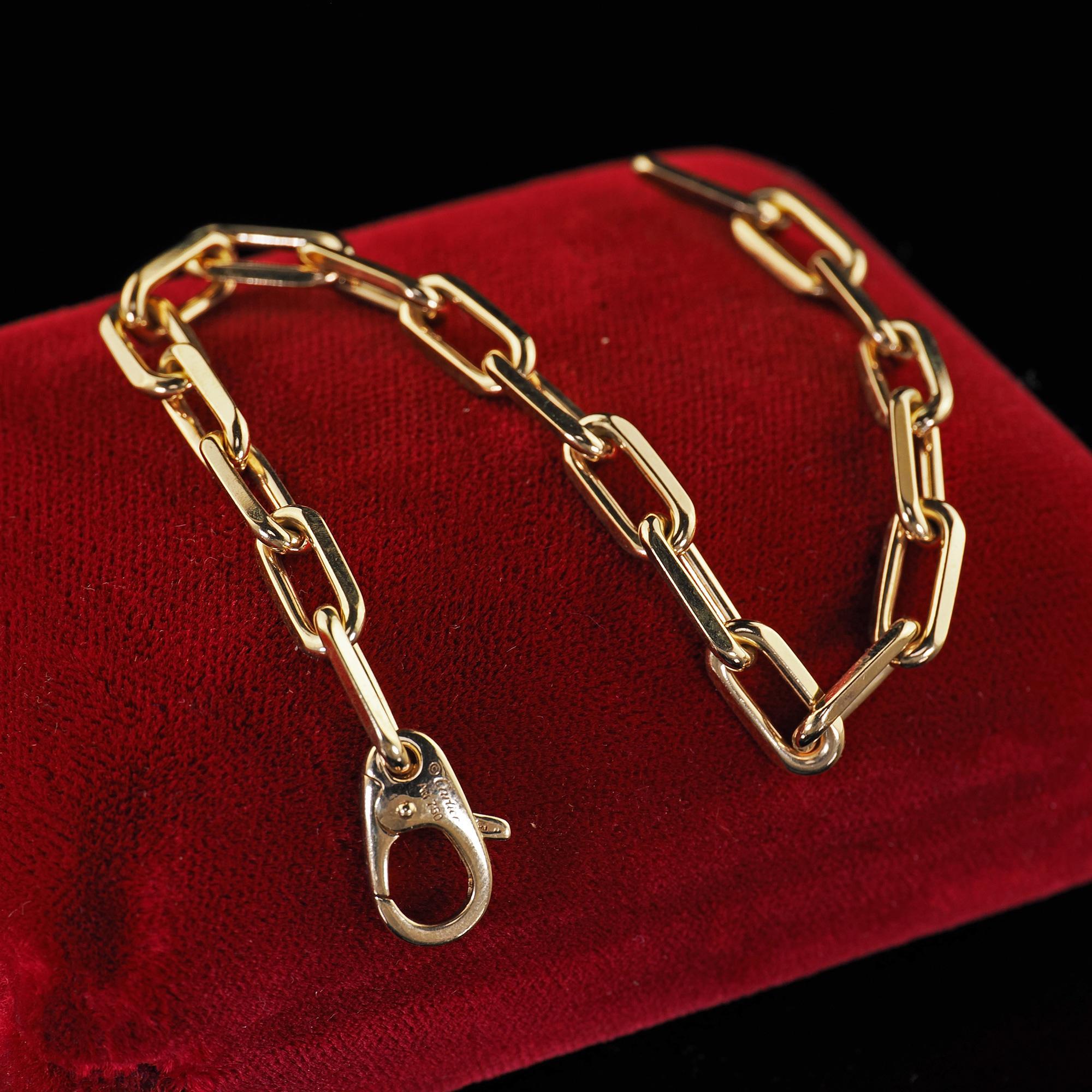 Vintage Cartier Santos de Cartier 18K Yellow Gold Paperclip Chain Bracelet In Good Condition In Great Neck, NY