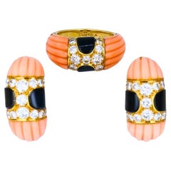 Vintage Cartier Set Coral Onyx Diamond 18k Gold Ring and Earrings Estate Jewelry