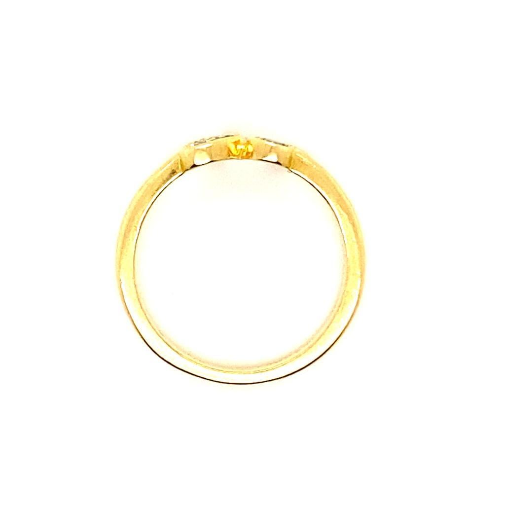 Vintage Cartier Six Stone Diamond Love Heart Ring 18 Karat Yellow Gold In Good Condition In London, GB