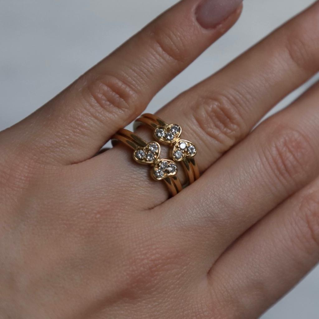 Women's Vintage Cartier Six Stone Diamond Love Heart Ring 18 Karat Yellow Gold