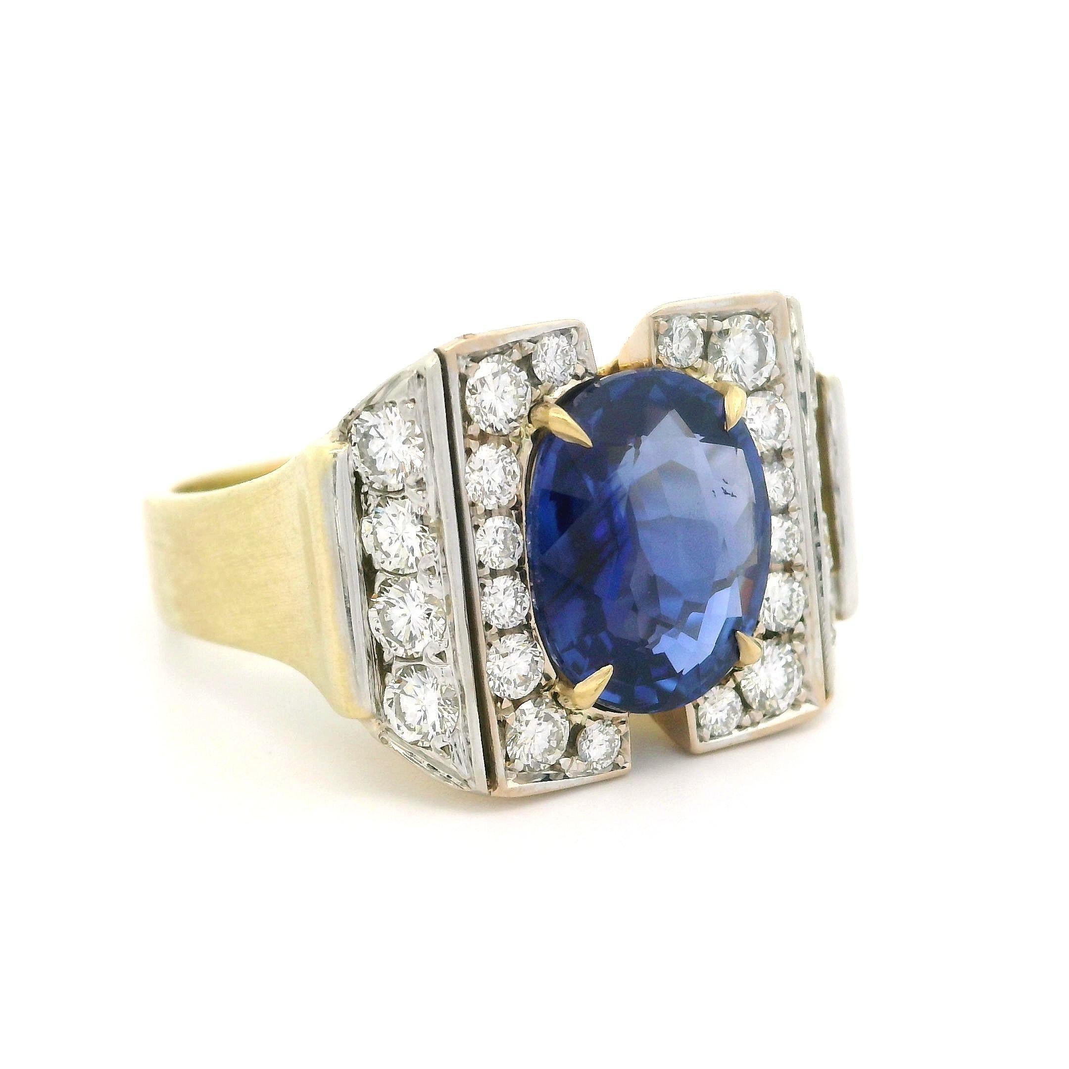 Women's Vintage Cartier Solid Gold 4.64ctw AGL No Heat Oval Sapphire Diamond Ring w/ Box For Sale