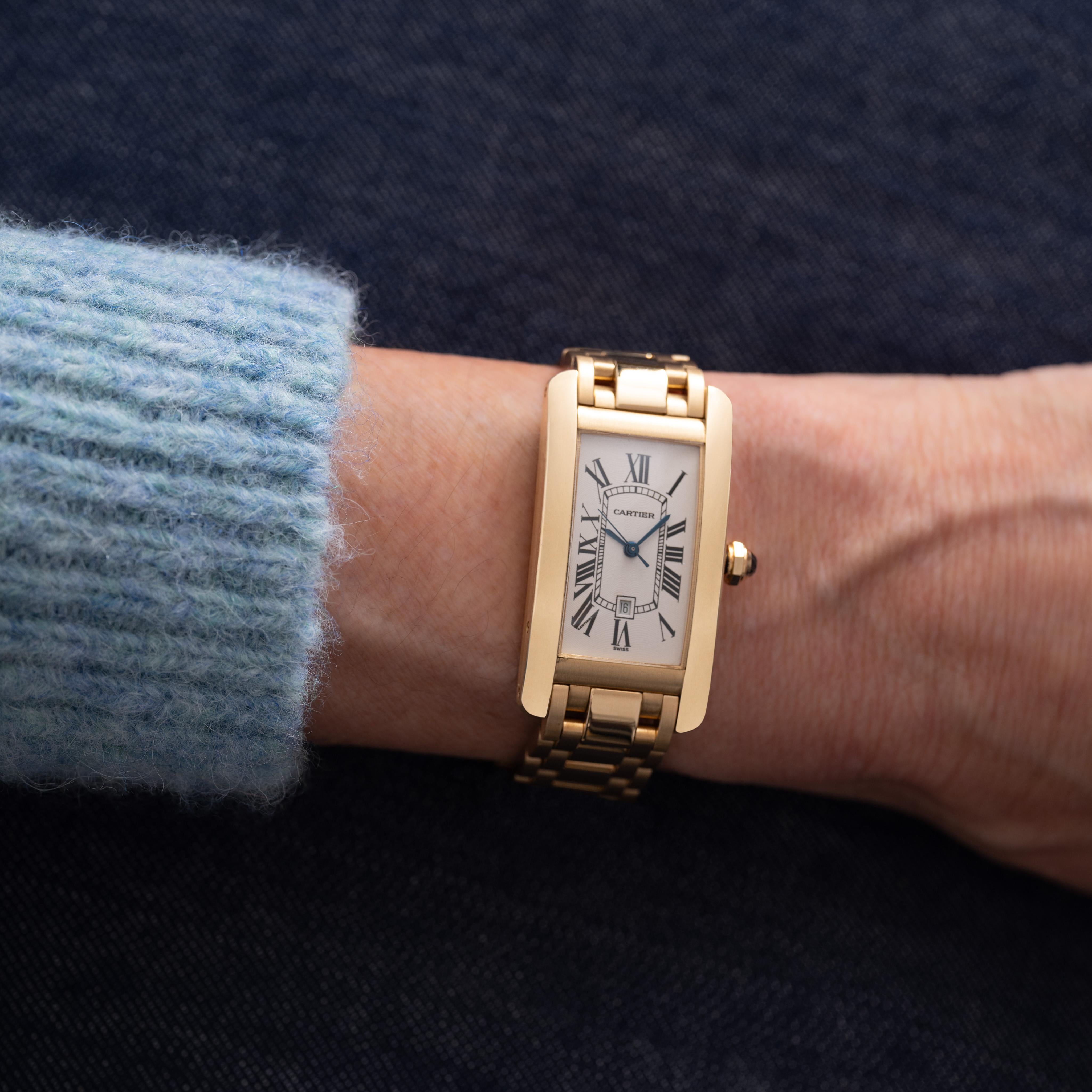 Vintage Cartier Tank Américaine 18 Karat Yellow Gold Model W26035K2 Automatic 2