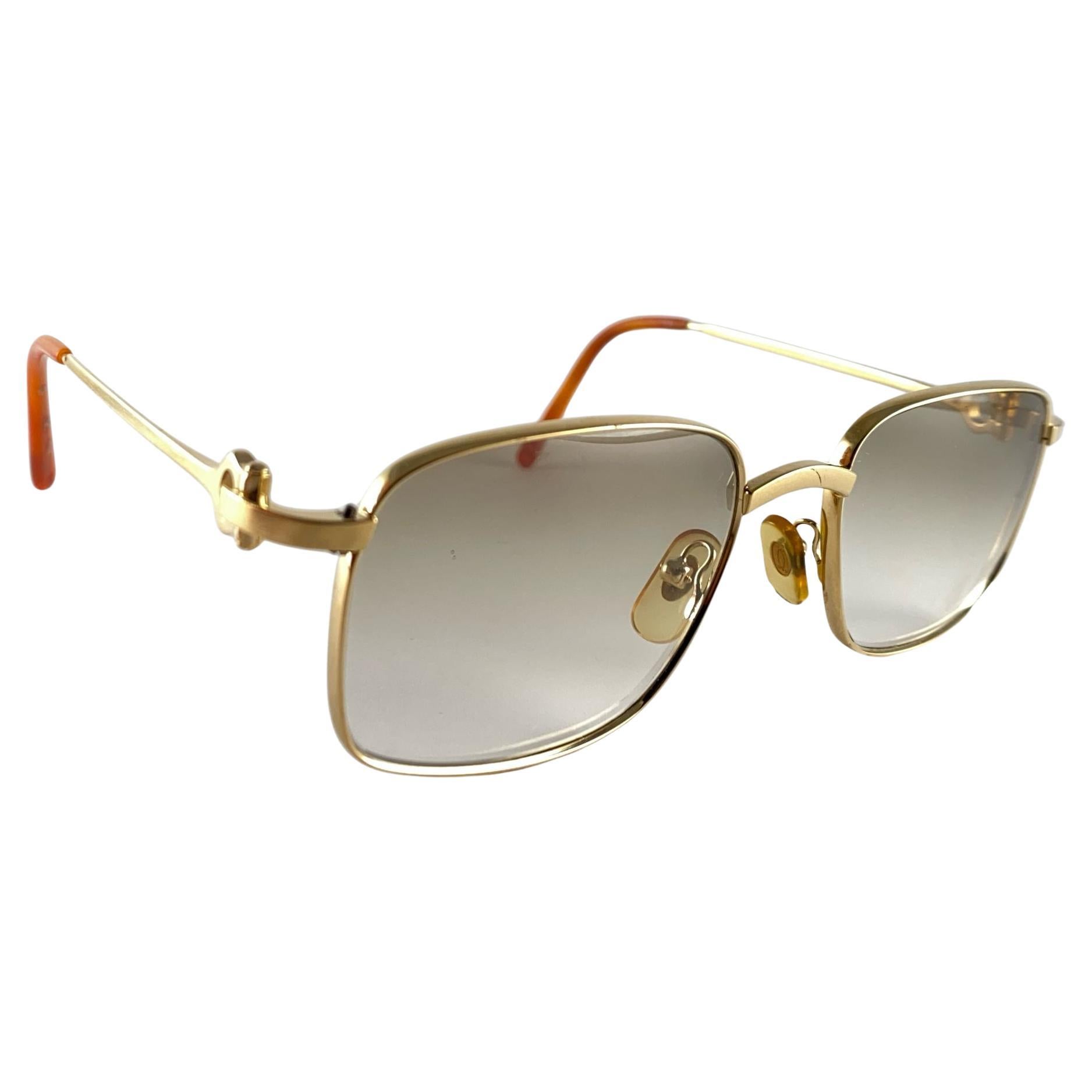 Vintage Cartier Temper Gold With Light Brown Gradient  (Uv Protection) Lenses. 
 All Hallmarks. Cartier Signs On The Earpaddles. These Are Like A Pair Of Jewels On Your Nose With The 18K Gold Frame And White Gold Accents. Beautiful Design And A Real
