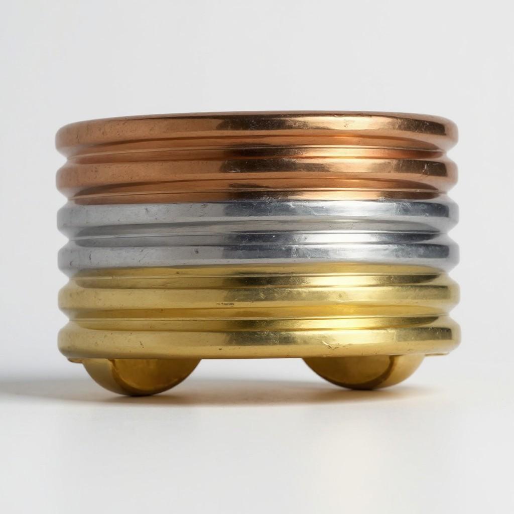 Women's Vintage Cartier Tri-Colour 18 K Gold Open Band Ring Serial No 442461  Size 5½ For Sale