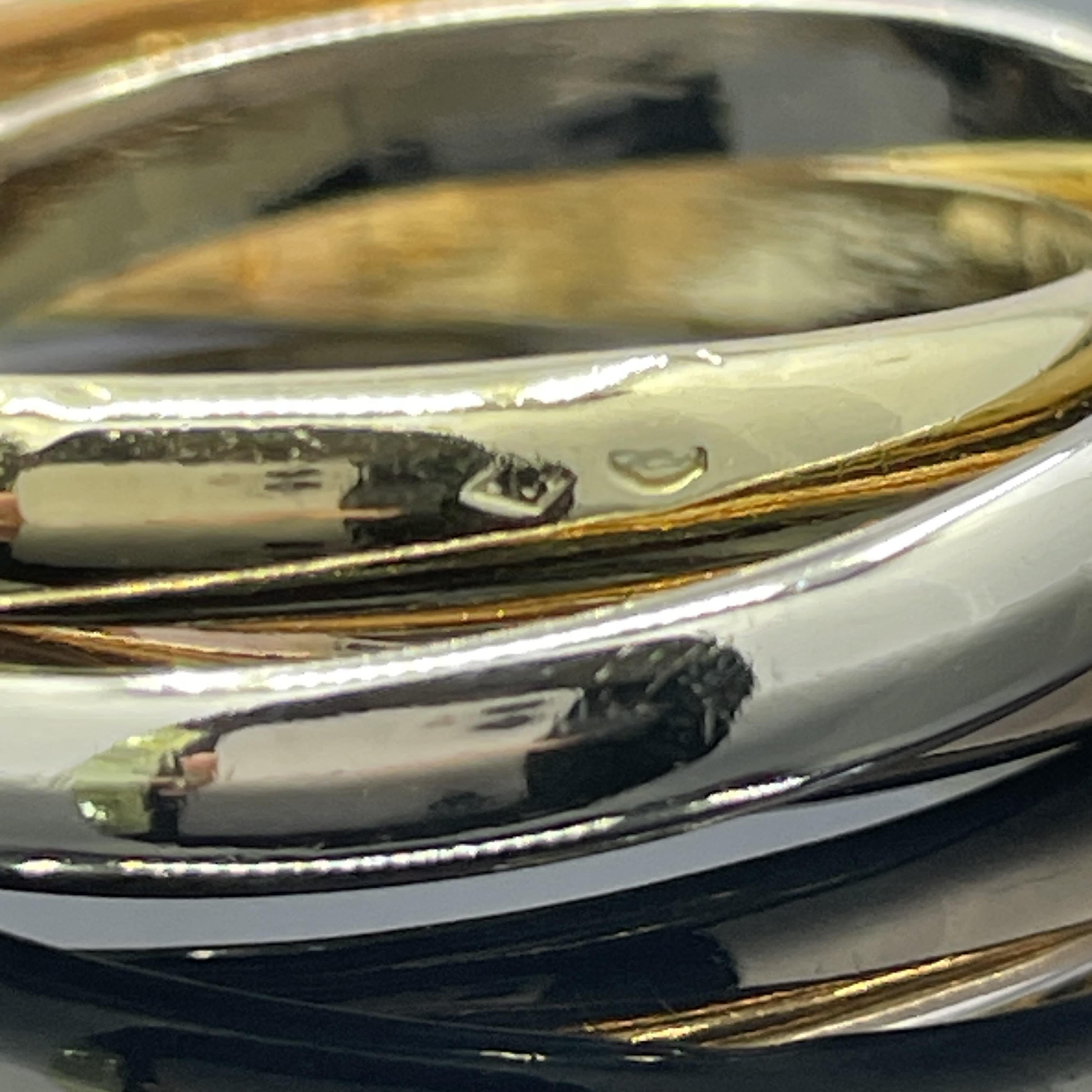 Vintage Cartier Trinity Band 18k Tri-Gold Misura 13 1/2 - Francese In condizioni discrete in vendita a Orlando, FL