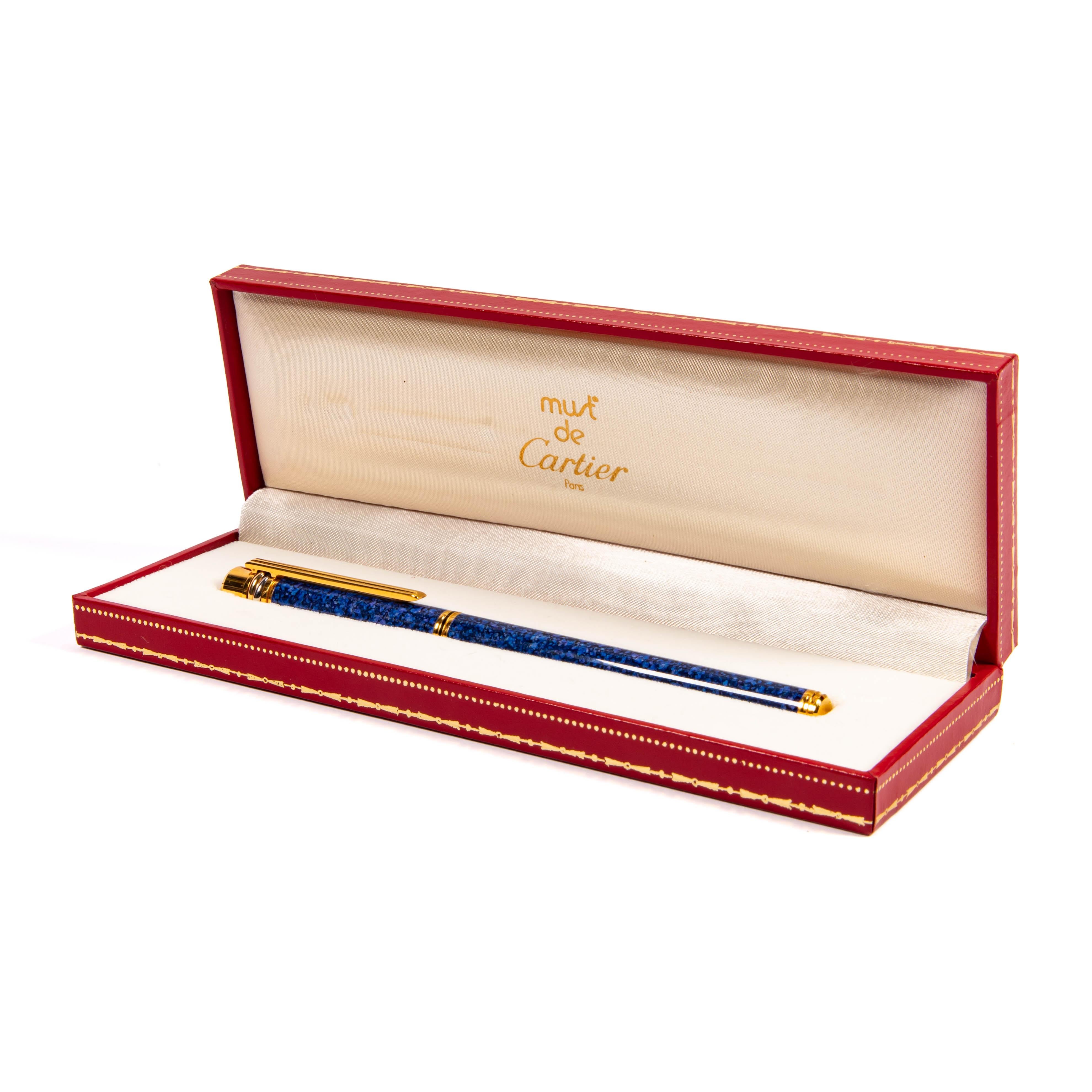 Cartier, eine Ikone, die für Luxus und Raffinesse steht, genießt seit langem ein hohes Ansehen in der Welt der feinen Juwelen und Schreibgeräte. Ihre Hingabe zu überragender Handwerkskunst und zeitlosem Design bietet ihrer weltgewandten Kundschaft