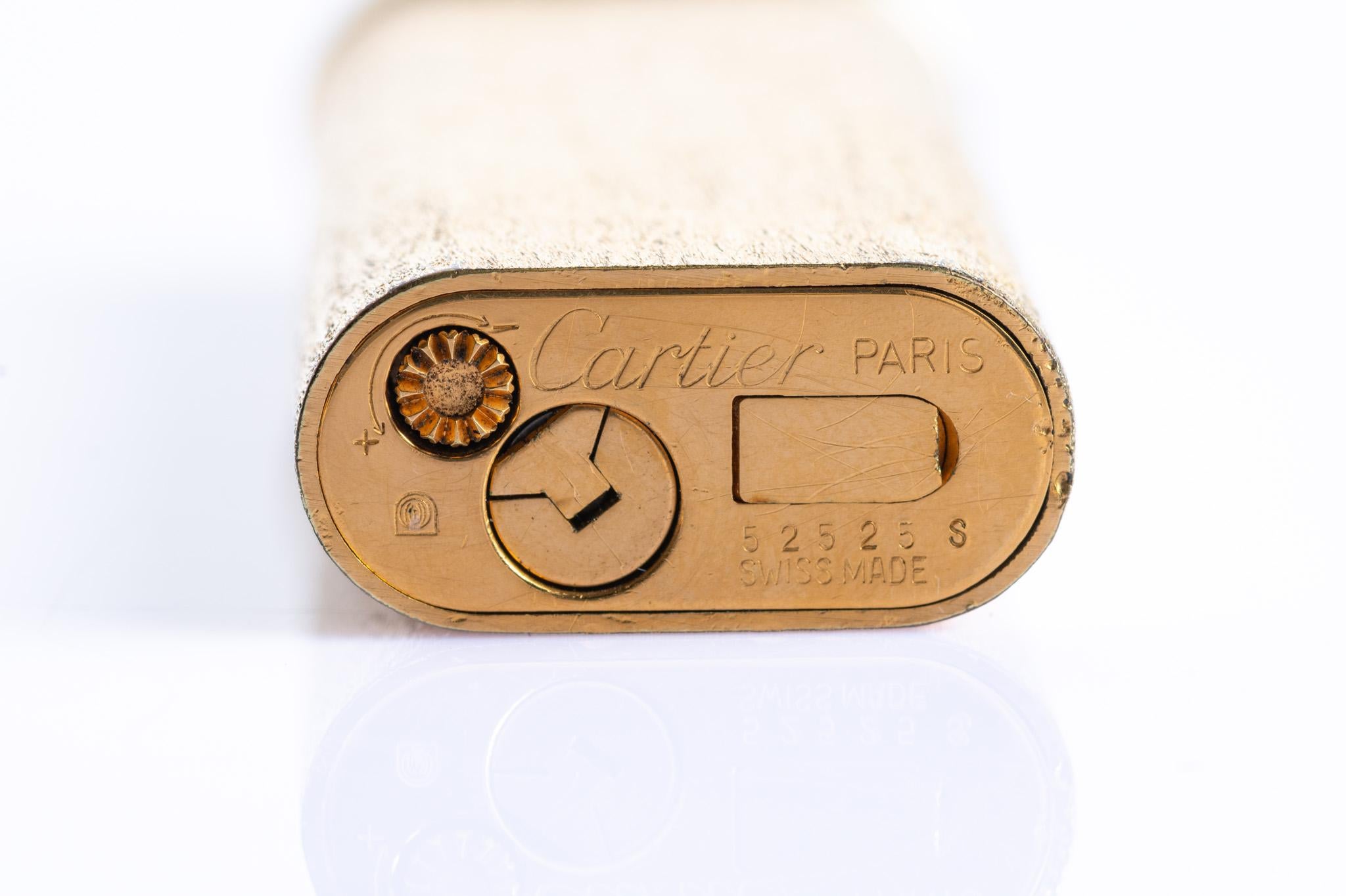Vintage Cartier Trinity Oval Gold Plated Lighter With Original Box en vente 3