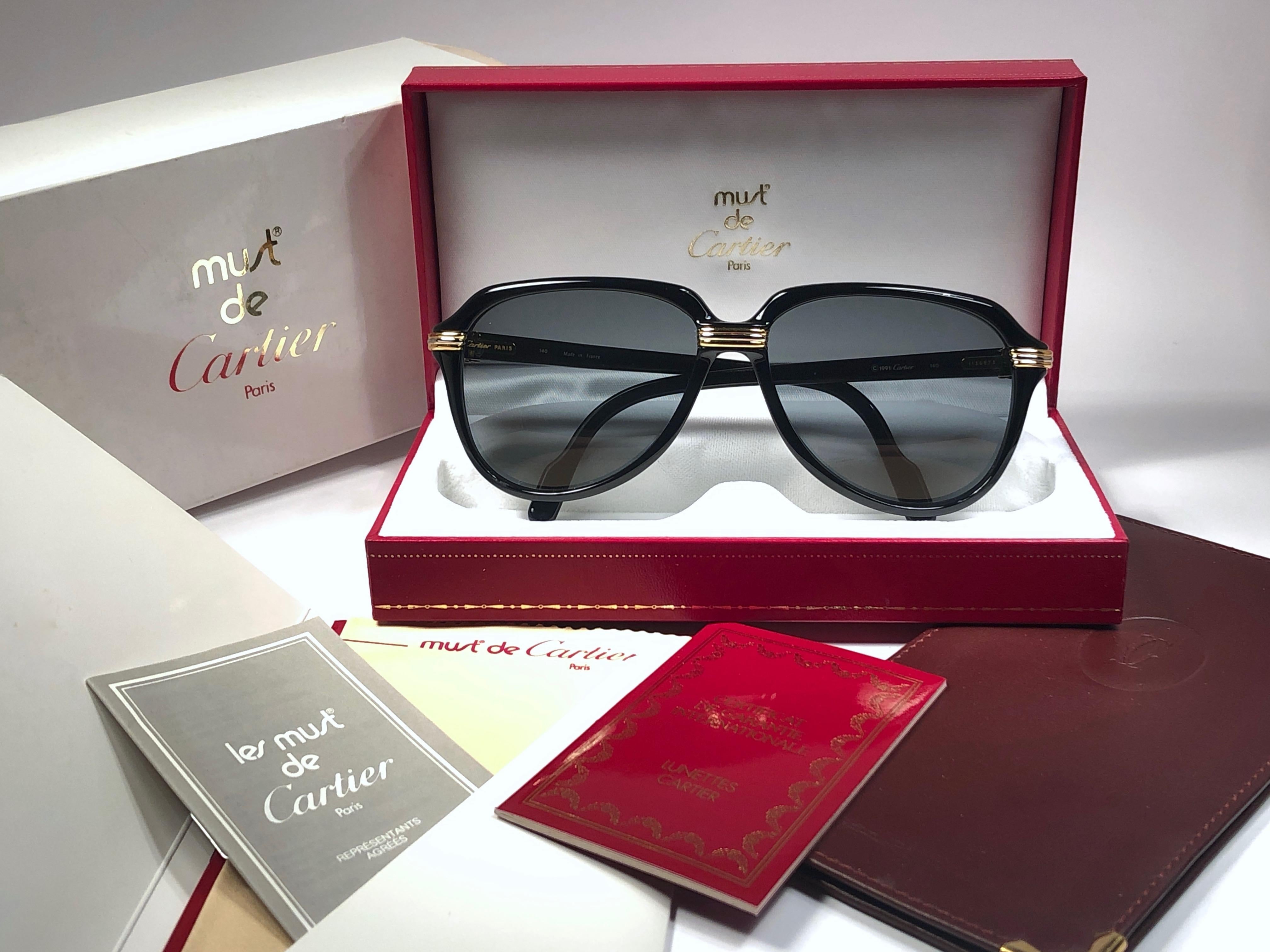 Vintage Cartier Vitesse Black Gold Oversized 60mm Gold Plated Sunglasses France  For Sale 4