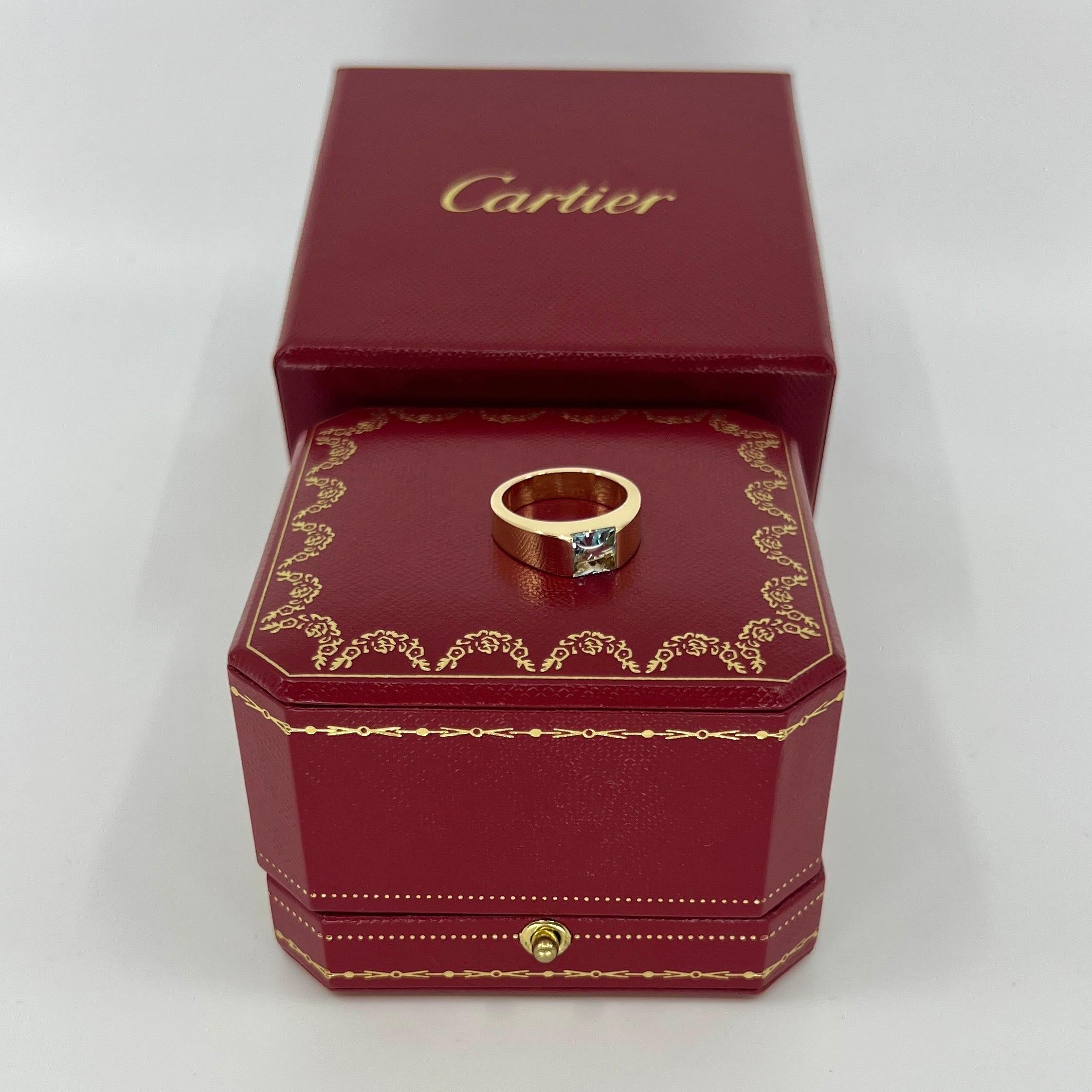Femenino o masculino Vintage Cartier Azul Vivo Aguamarina Cojín Cuadrado Anillo Tanque Oro Amarillo 18k
