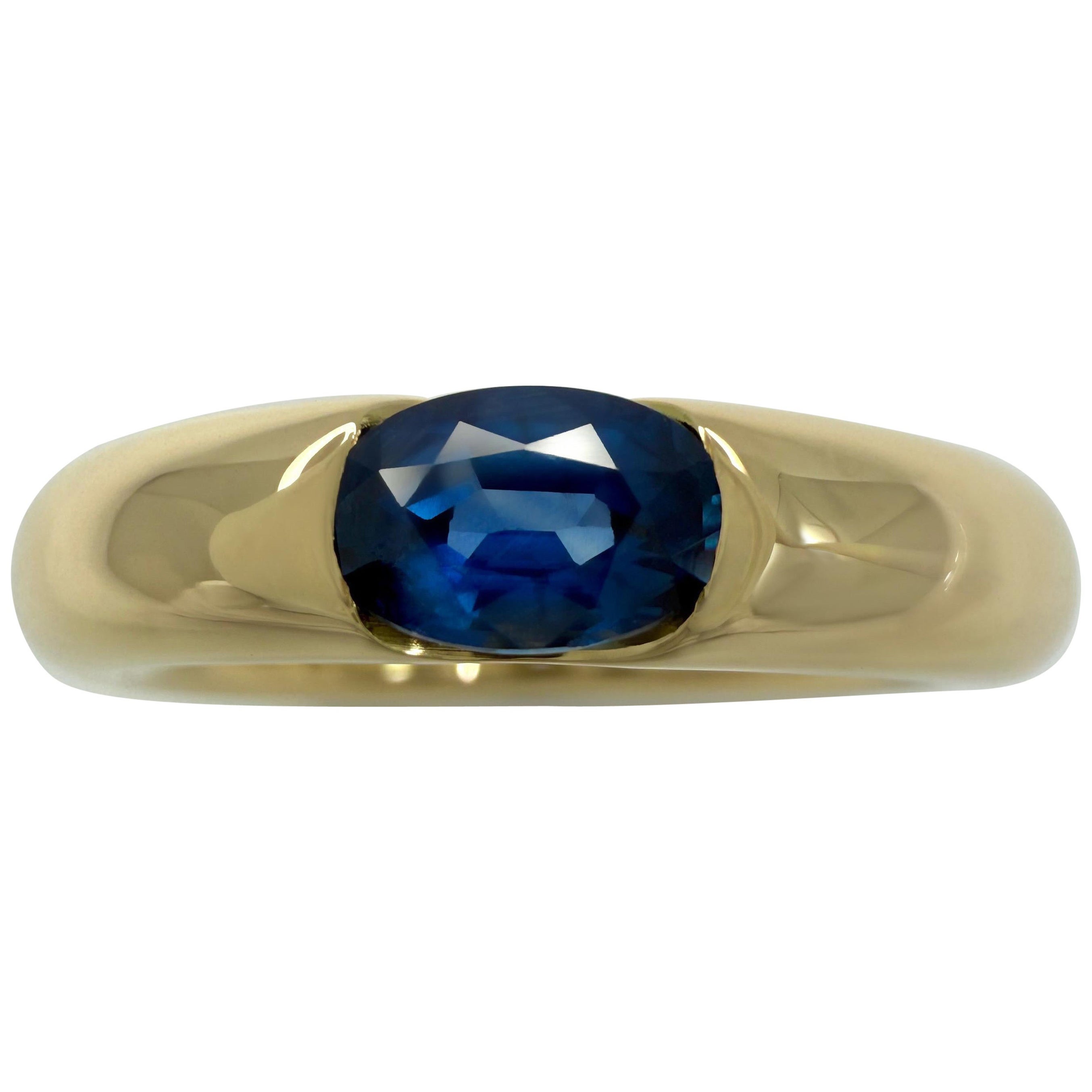 Vintage Cartier Vivid Blue Sapphire Oval Ellipse 18k Yellow Gold Solitaire Ring