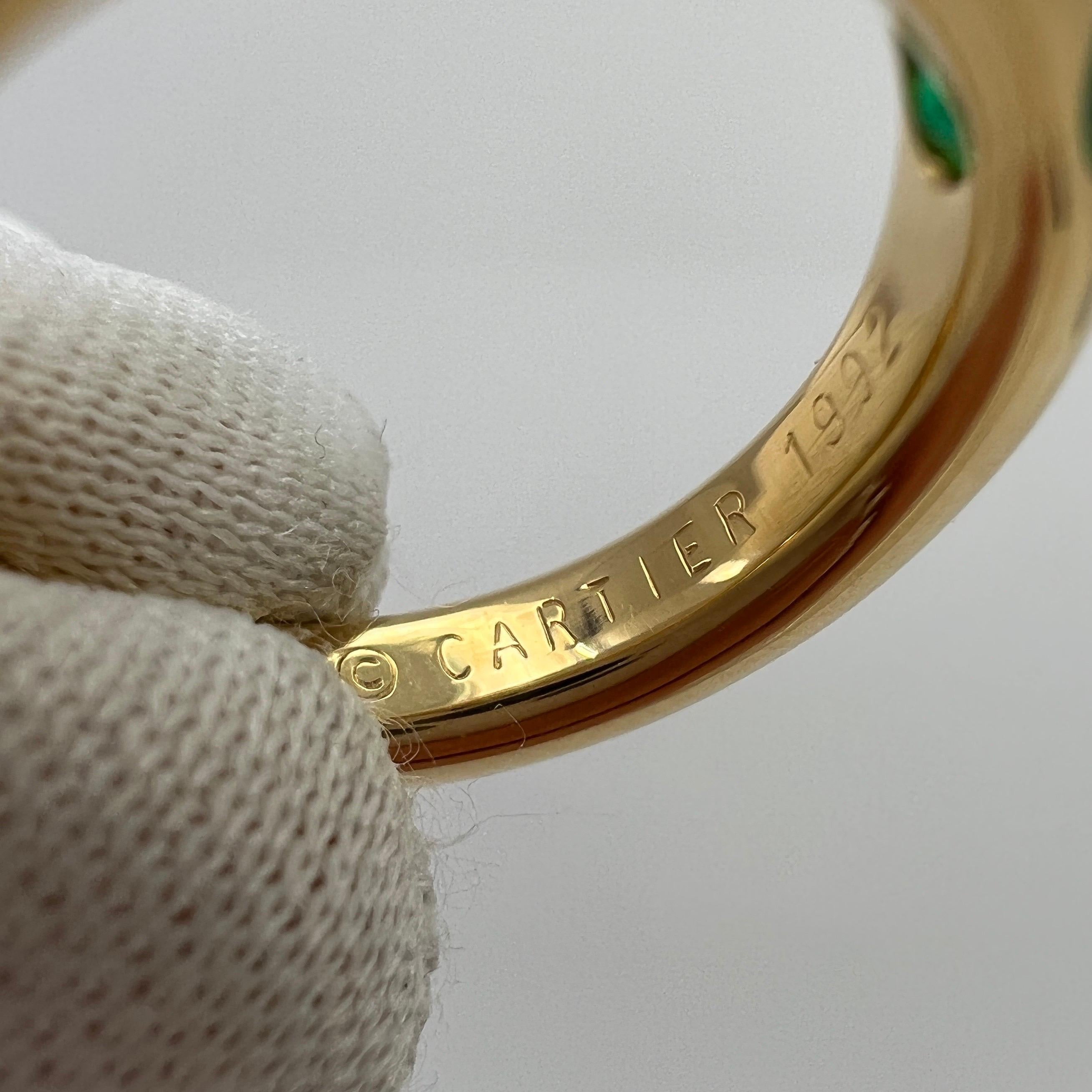 Cartier 18 Karat Gelbgold Solitär-Ring mit lebhaftem grünem Smaragd und Ellipsen 6