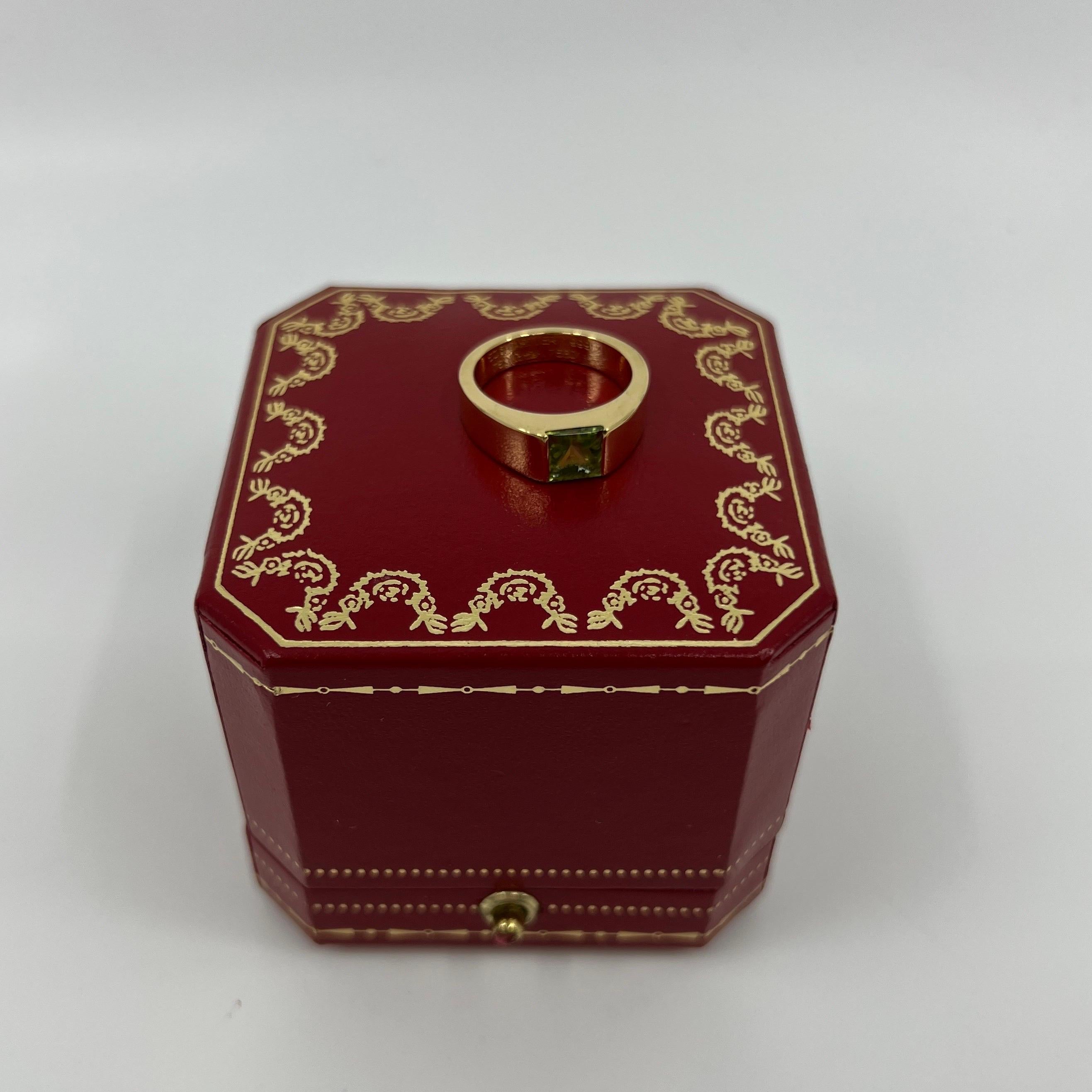 Vintage Cartier Vivid Green Peridot 18k Gelbgold Tank Band Solo Band Ring im Zustand „Hervorragend“ im Angebot in Birmingham, GB