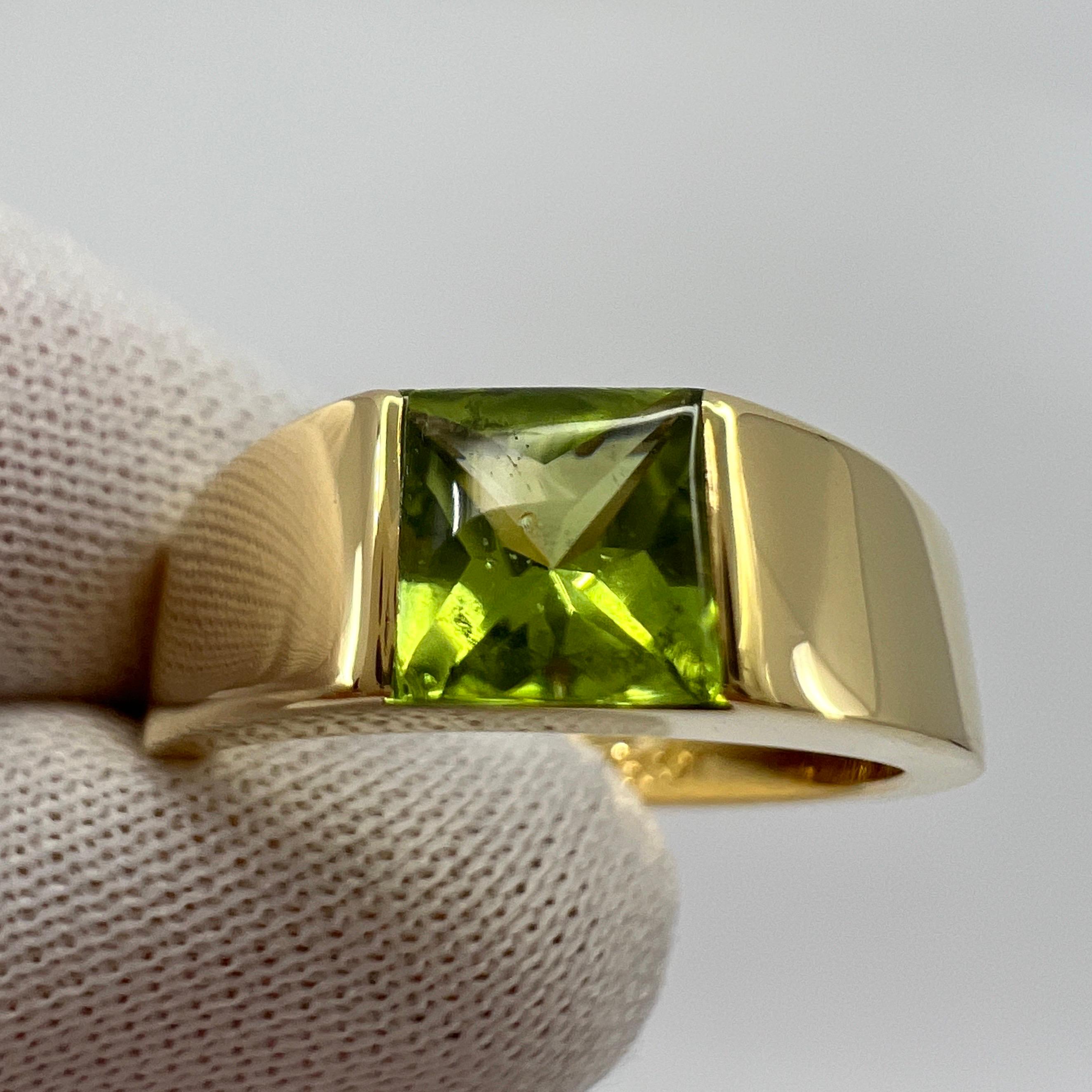 Women's or Men's Vintage Cartier Vivid Green Peridot 18k Yellow Gold Tank Band Solo Ring
