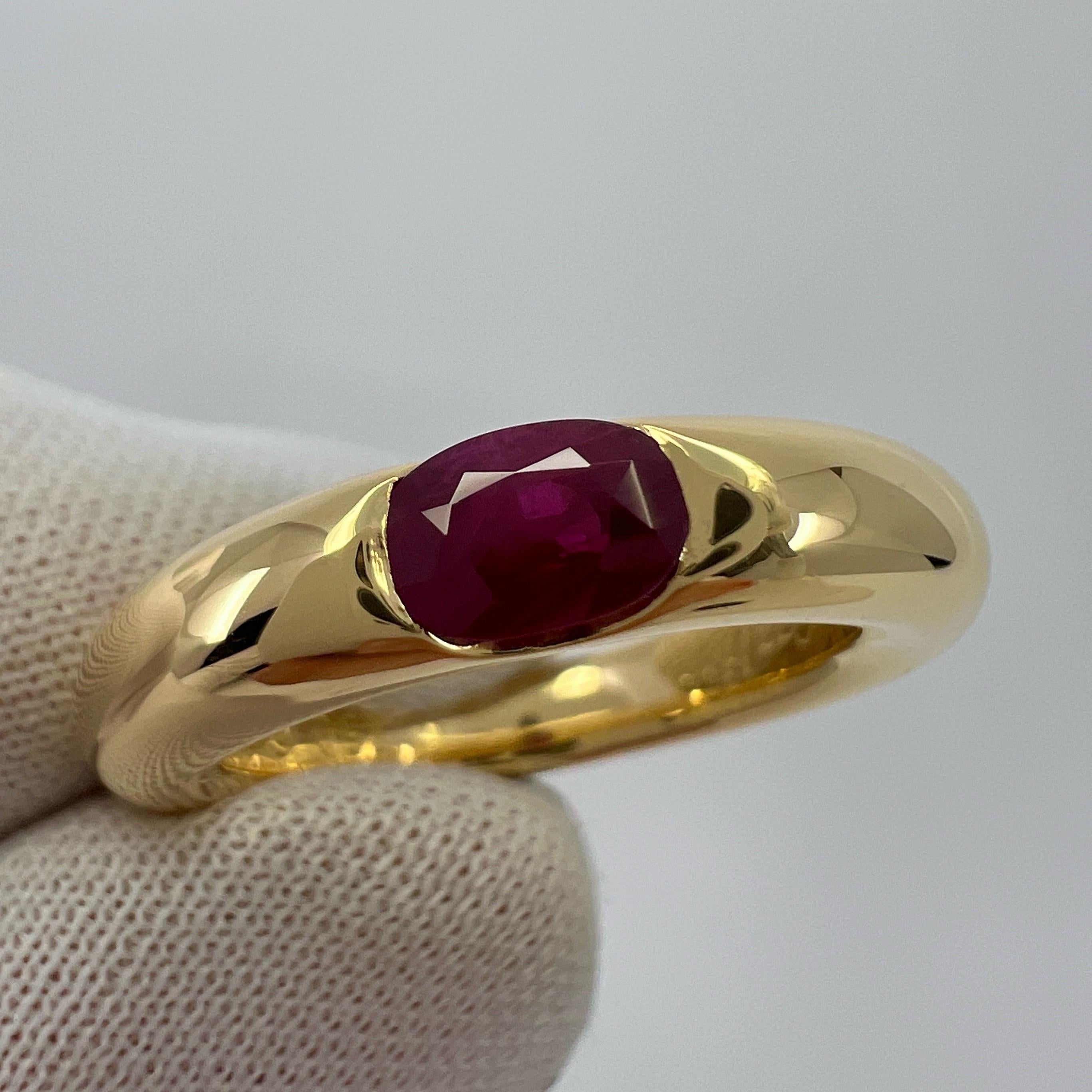 Vintage Cartier Vivid Red Ruby Ellipse 18k Yellow Gold Oval Cut Solitaire Ring 7 en vente 2
