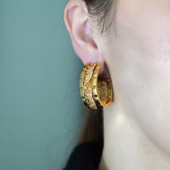 Vintage Cartier Walking Panthere 18k Gold Diamond Hoop Earrings