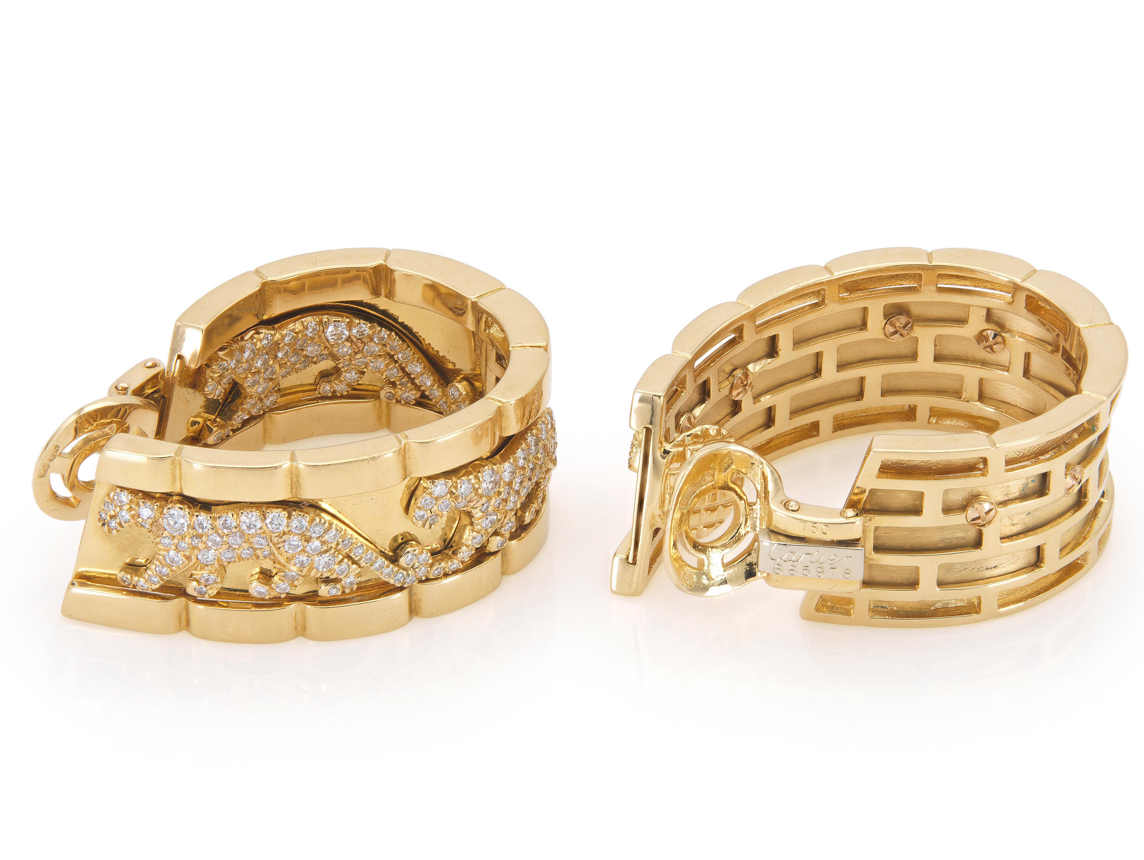 Orecchini a cerchio Cartier Walking Panthere d'epoca con diamanti In condizioni buone in vendita a New York, NY